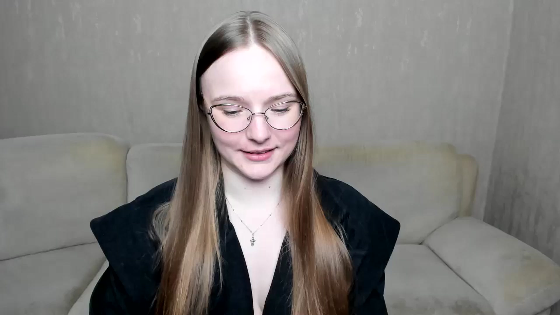 Gallery image thumbnail from Shy_Melany's myfreecams stream on, 11/02/2024, 17:33 image 13 of 20