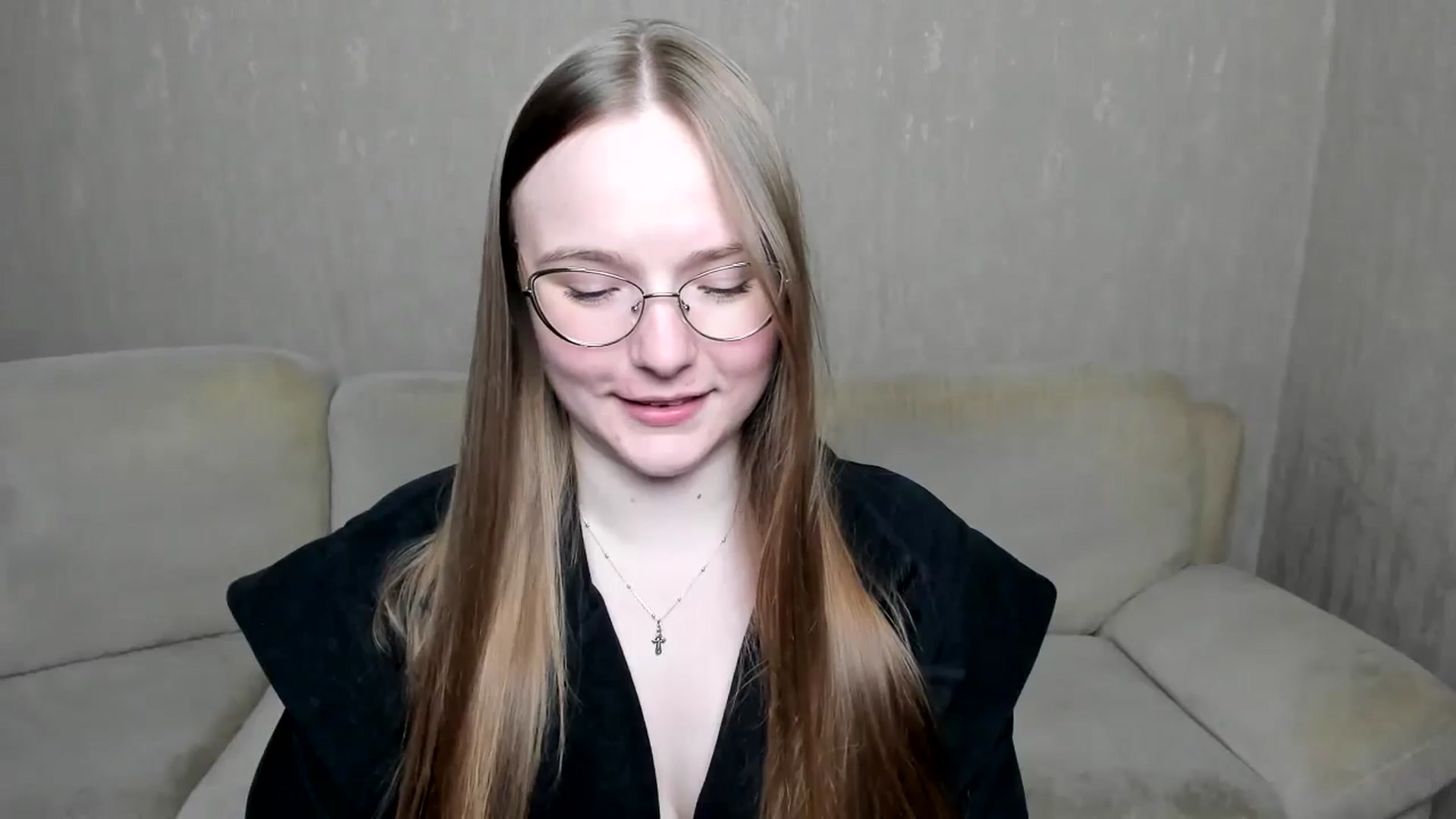 Gallery image thumbnail from Shy_Melany's myfreecams stream on, 11/02/2024, 17:33 image 11 of 20