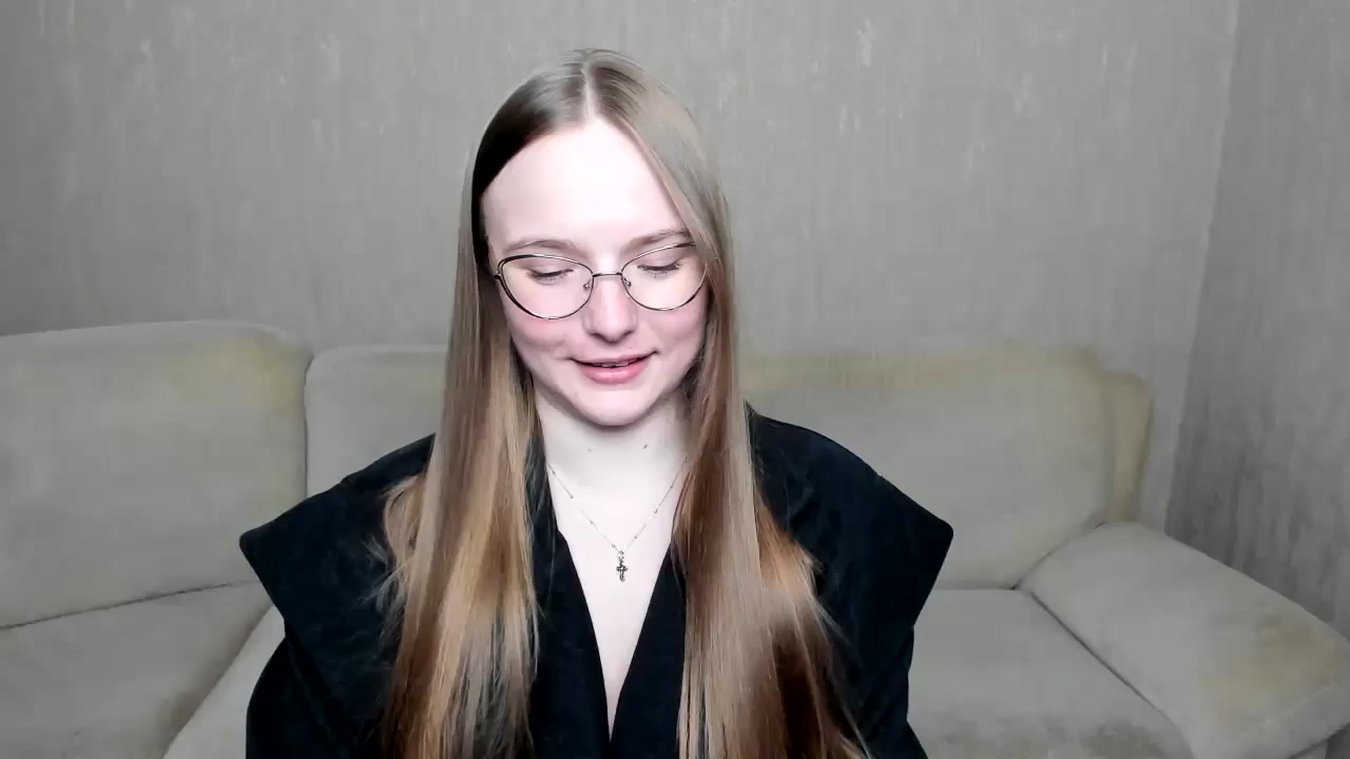 Gallery image thumbnail from Shy_Melany's myfreecams stream on, 11/02/2024, 17:33 image 19 of 20