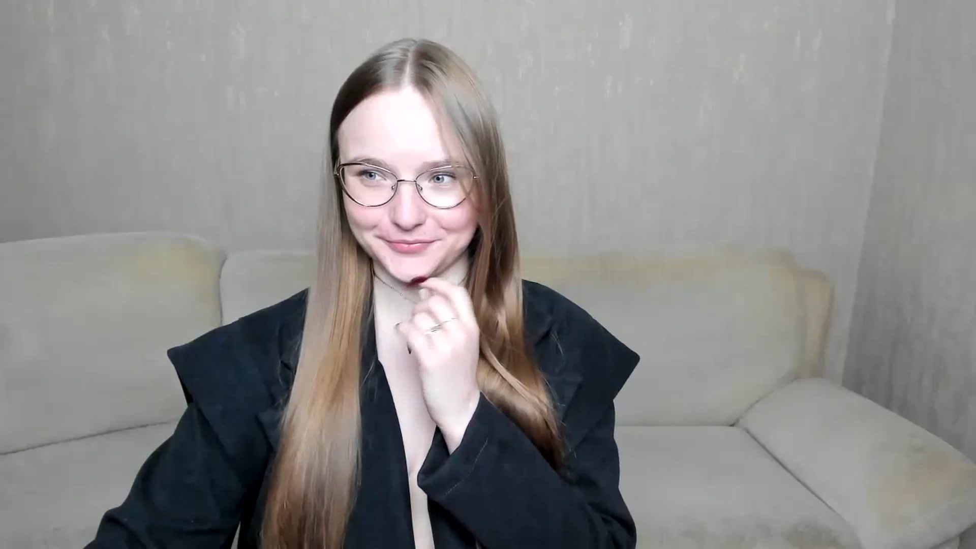 Gallery image thumbnail from Shy_Melany's myfreecams stream on, 11/02/2024, 17:51 image 5 of 20