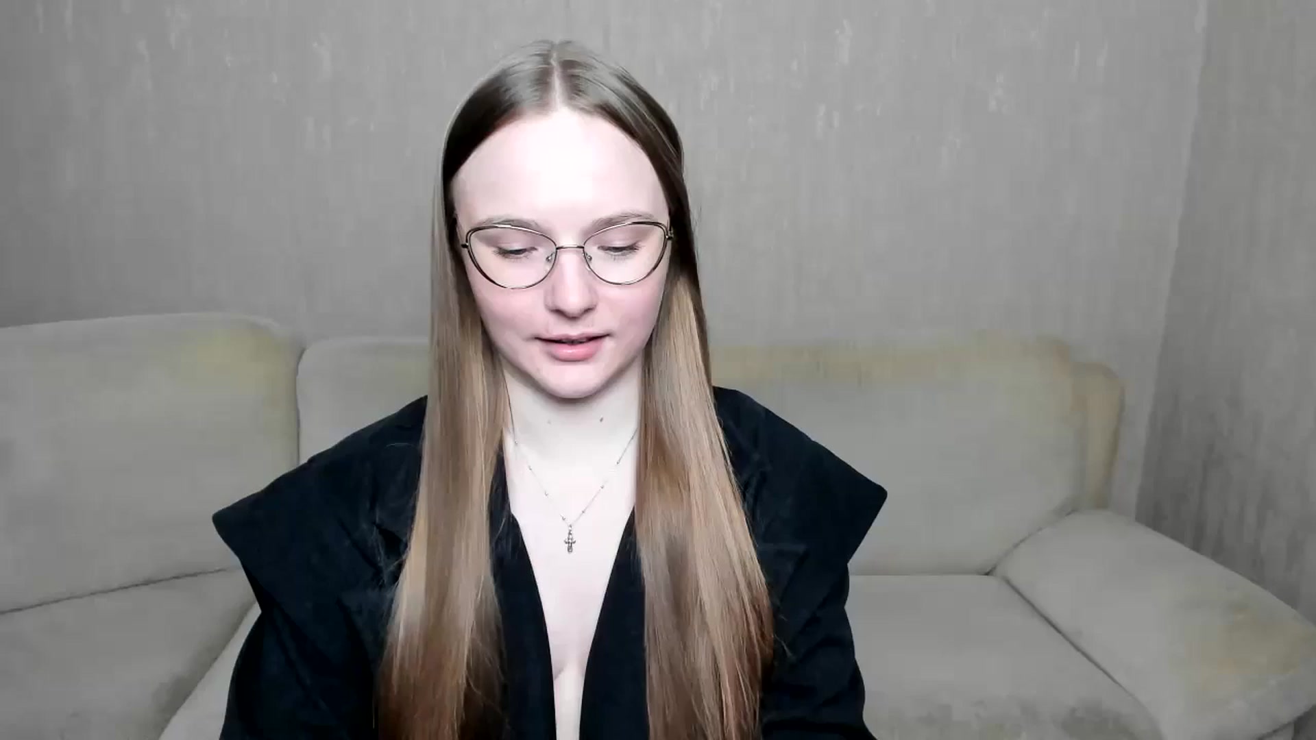 Gallery image thumbnail from Shy_Melany's myfreecams stream on, 11/02/2024, 17:51 image 8 of 20