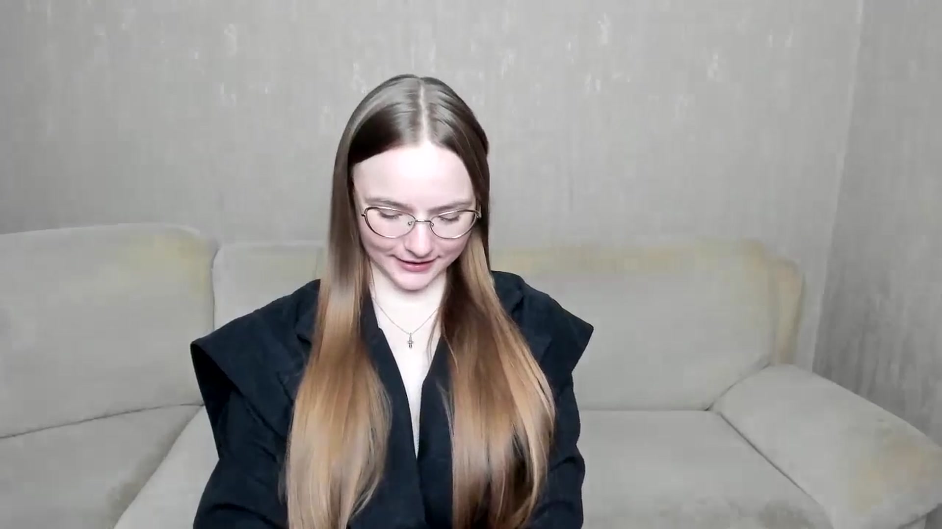 Gallery image thumbnail from Shy_Melany's myfreecams stream on, 11/02/2024, 17:51 image 9 of 20