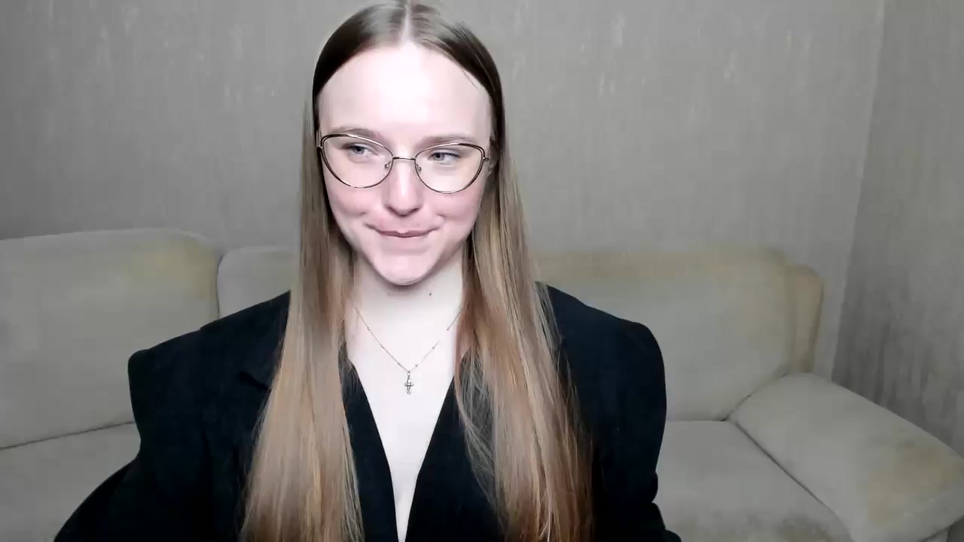 Gallery image thumbnail from Shy_Melany's myfreecams stream on, 11/02/2024, 17:51 image 16 of 20
