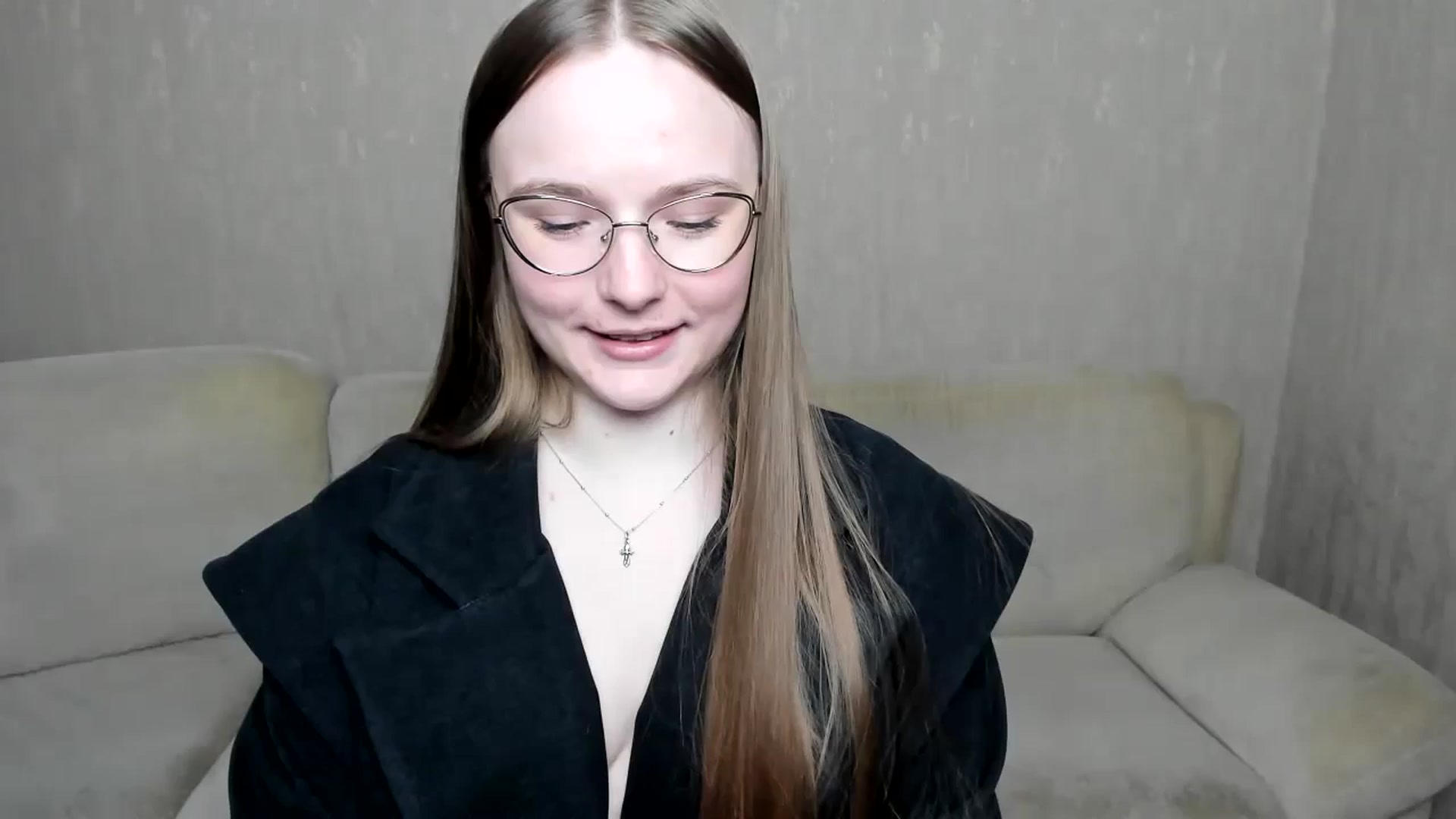 Gallery image thumbnail from Shy_Melany's myfreecams stream on, 11/02/2024, 18:23 image 8 of 20