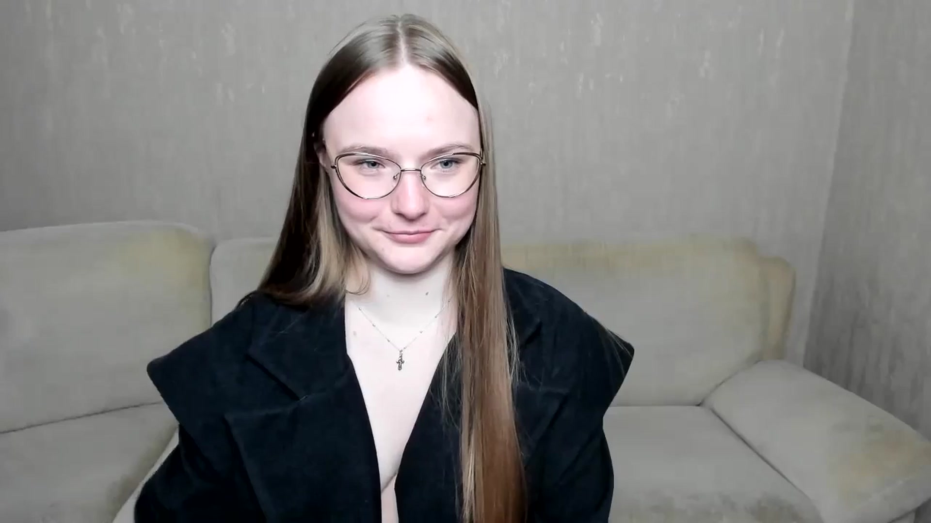 Gallery image thumbnail from Shy_Melany's myfreecams stream on, 11/02/2024, 18:23 image 19 of 20