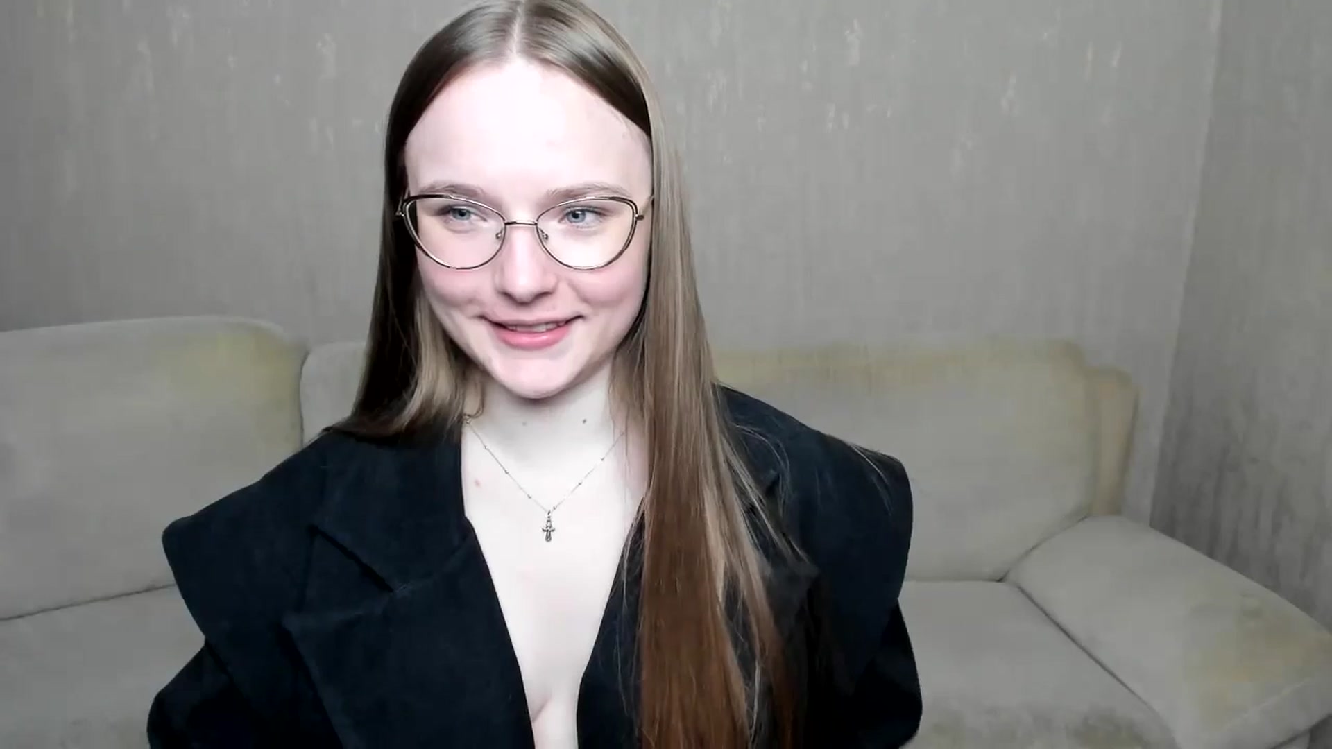 Gallery image thumbnail from Shy_Melany's myfreecams stream on, 11/02/2024, 18:23 image 9 of 20