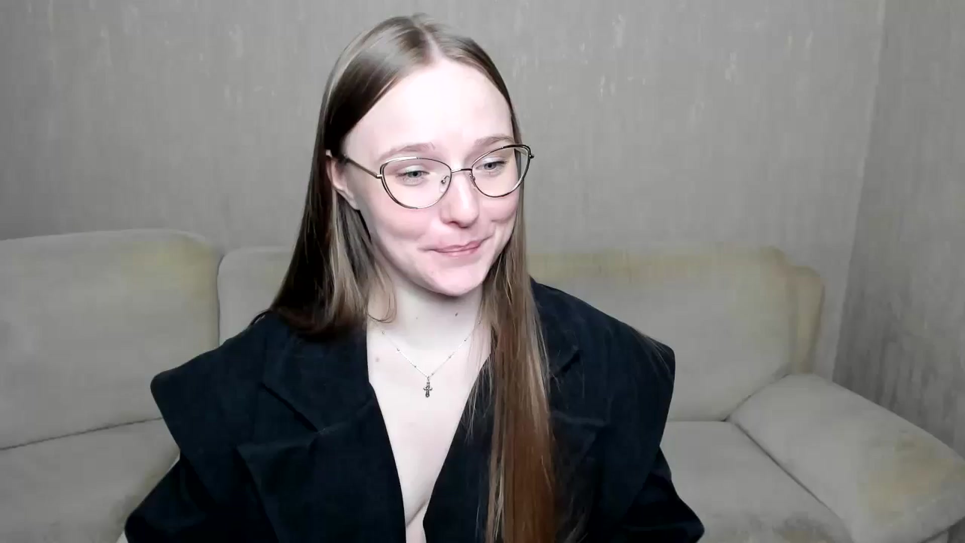 Gallery image thumbnail from Shy_Melany's myfreecams stream on, 11/02/2024, 18:23 image 20 of 20