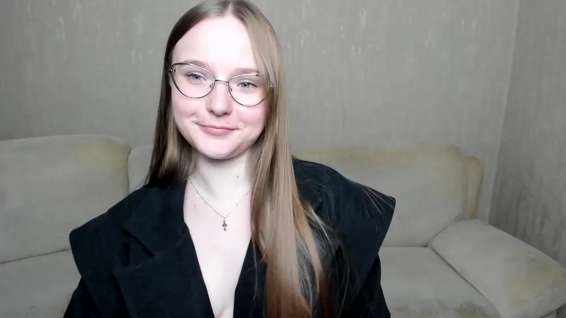 Gallery image thumbnail from Shy_Melany's myfreecams stream on, 11/02/2024, 18:23 image 3 of 20