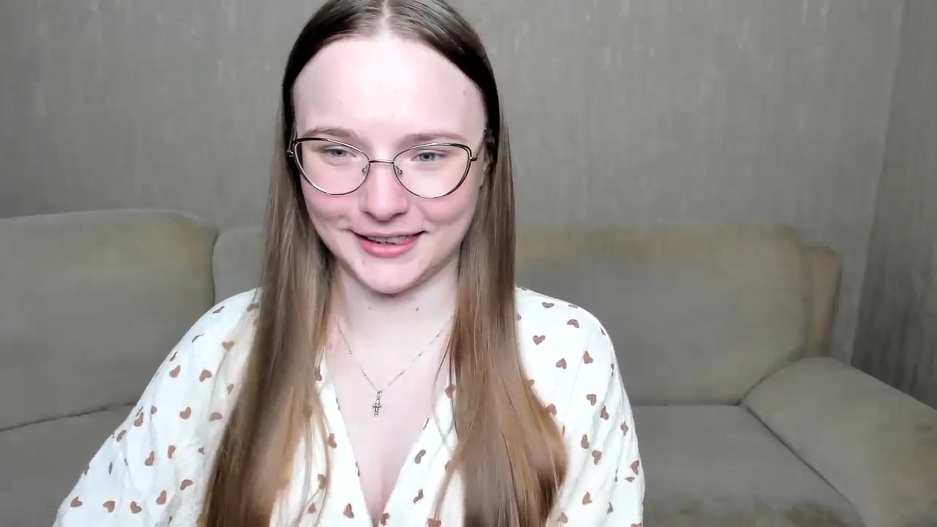 Gallery image thumbnail from Shy_Melany's myfreecams stream on, 11/08/2024, 20:17 image 13 of 20