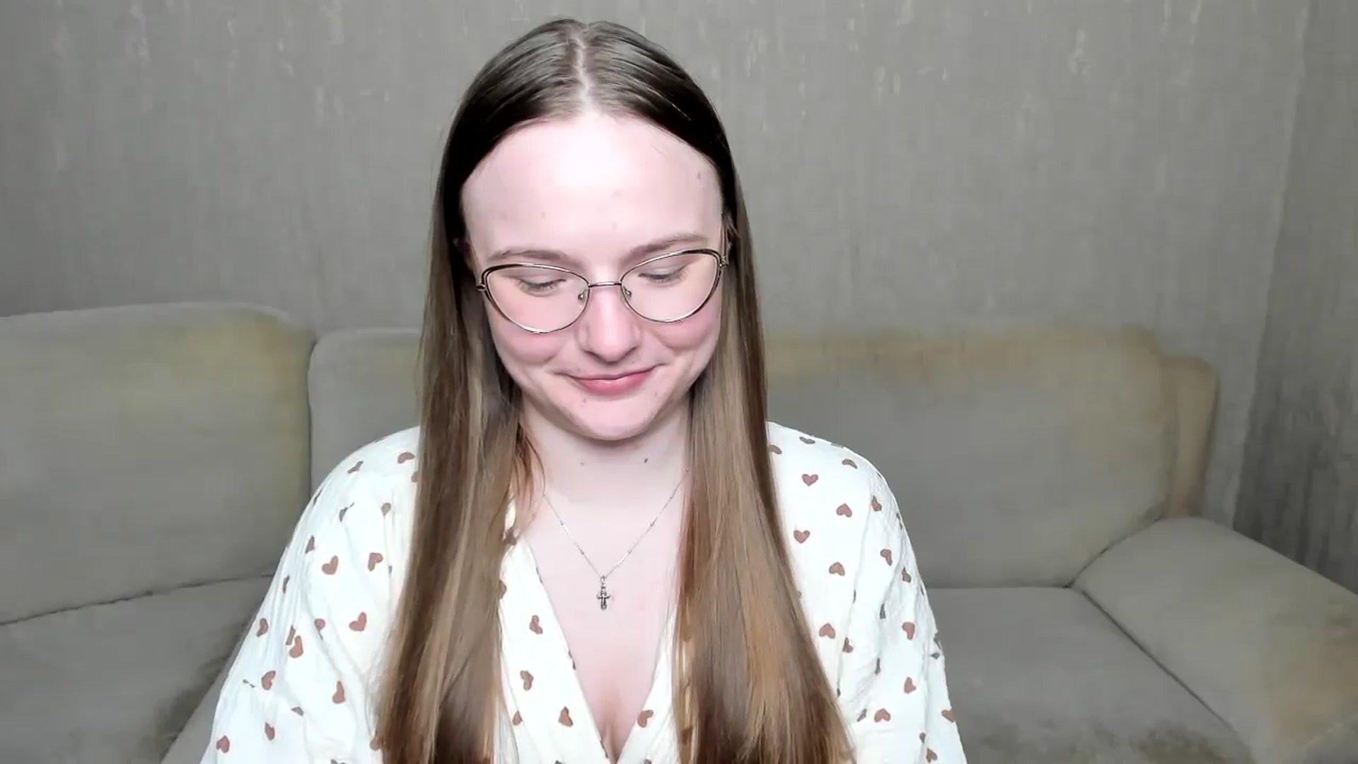 Gallery image thumbnail from Shy_Melany's myfreecams stream on, 11/08/2024, 20:17 image 3 of 20