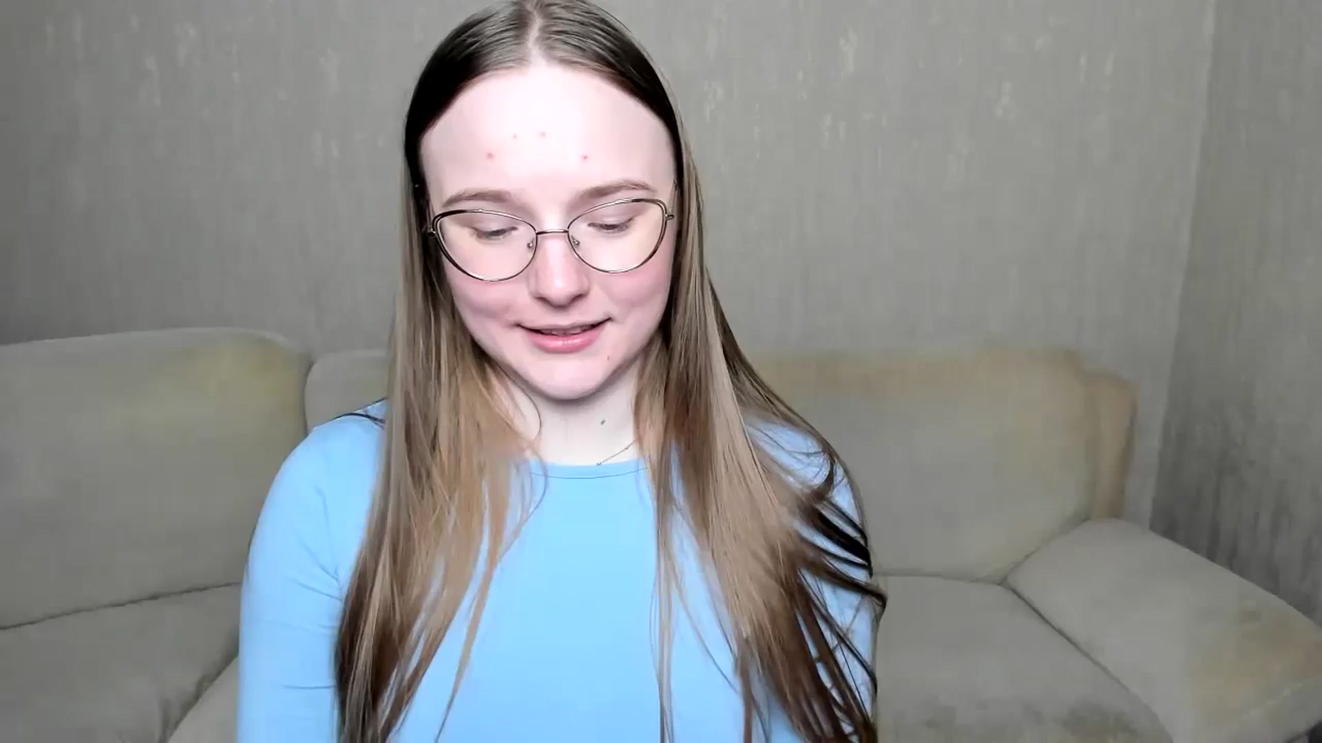 Gallery image thumbnail from Shy_Melany's myfreecams stream on, 11/27/2024, 18:41 image 17 of 20