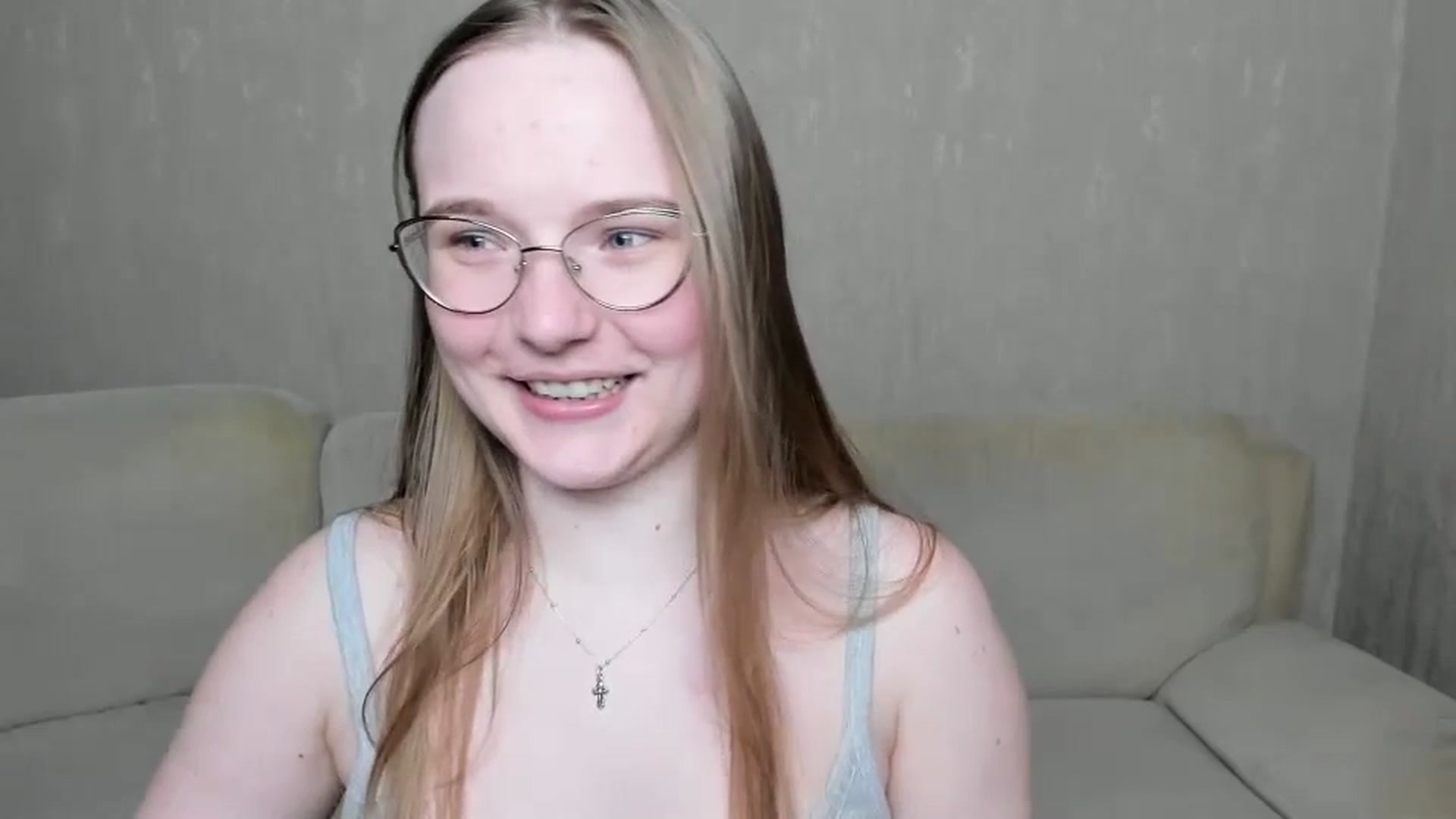 Gallery image thumbnail from Shy_Melany's myfreecams stream on, 11/29/2024, 17:40 image 19 of 20