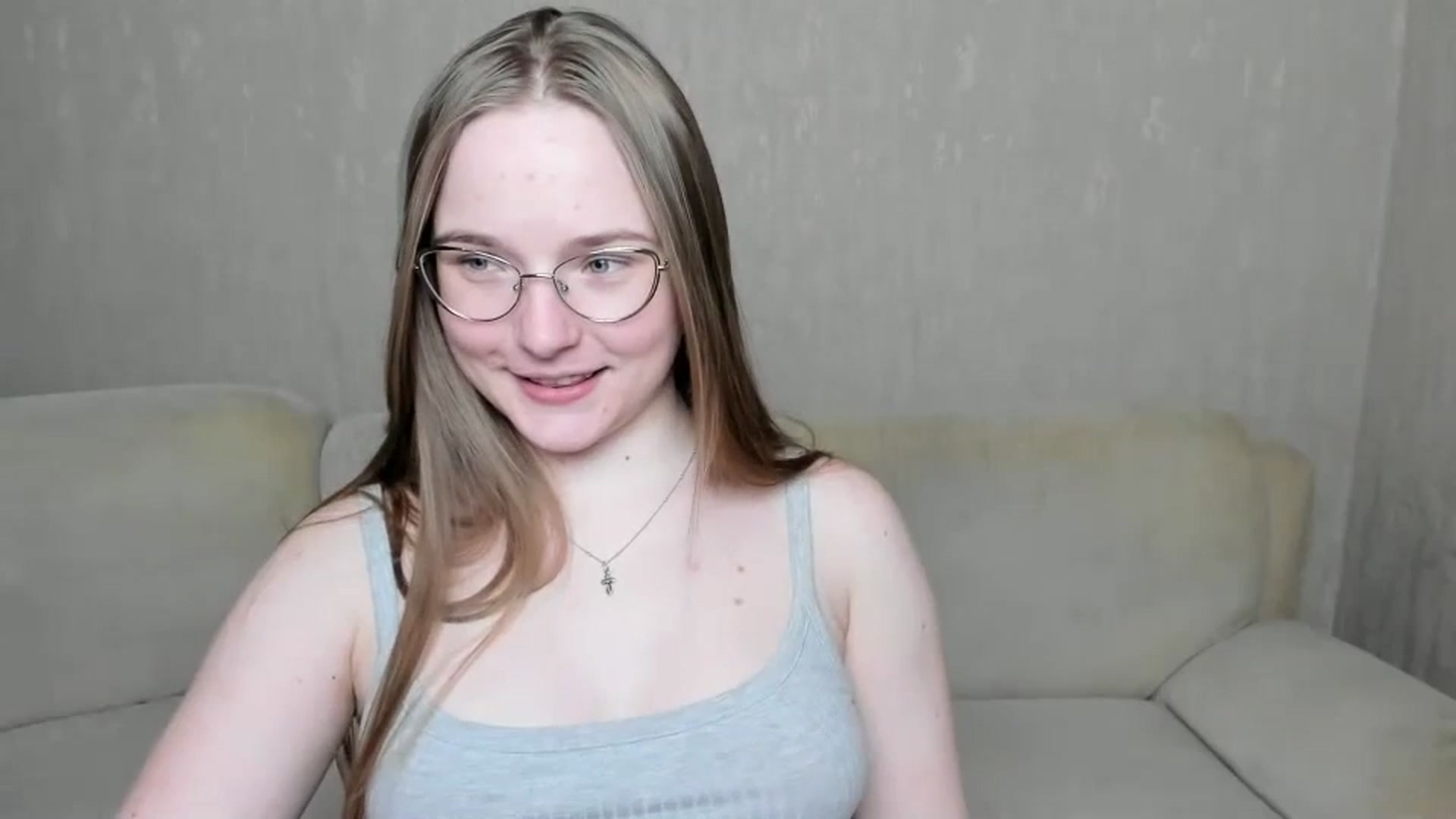 Gallery image thumbnail from Shy_Melany's myfreecams stream on, 11/29/2024, 17:40 image 5 of 20