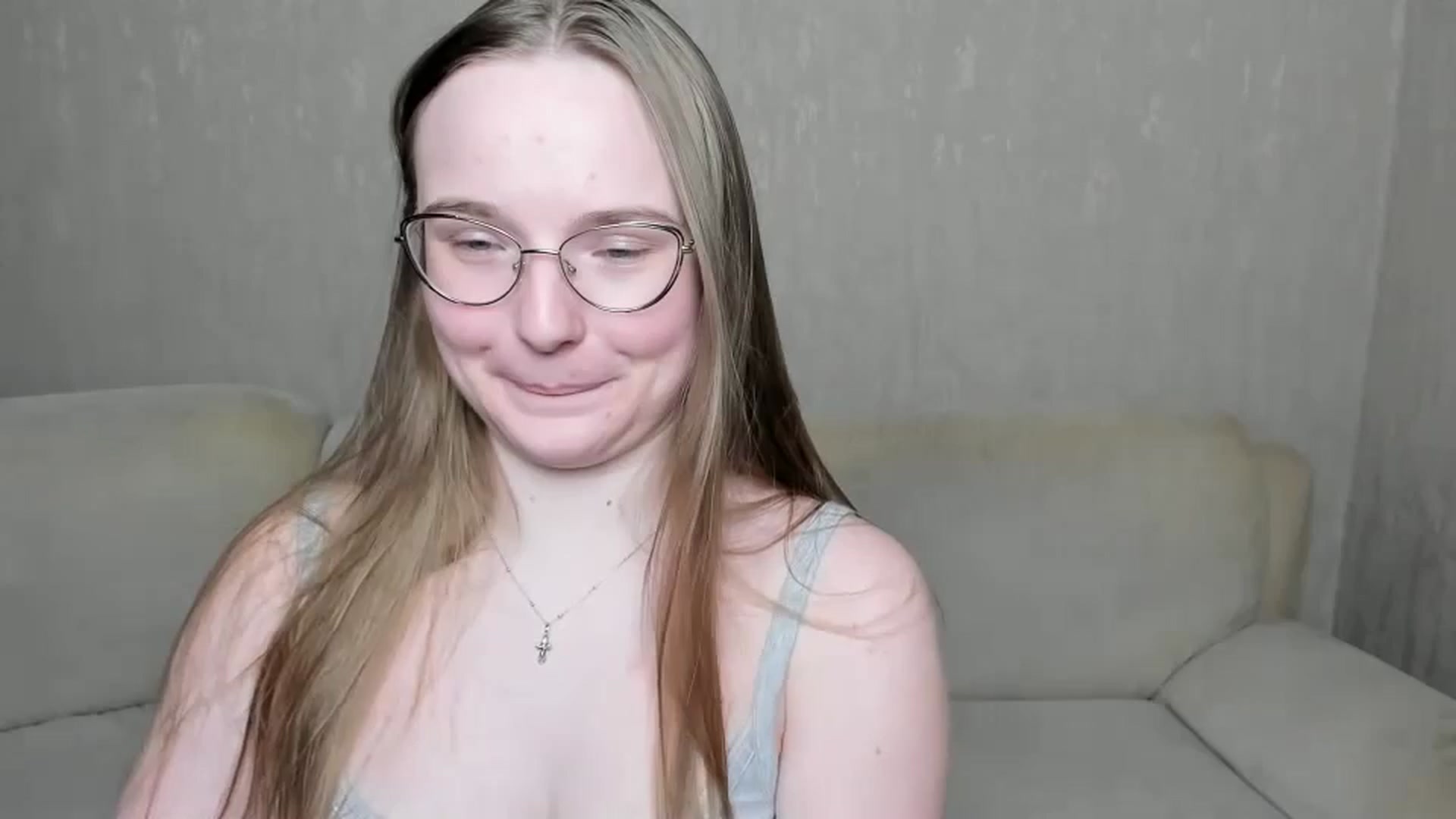 Gallery image thumbnail from Shy_Melany's myfreecams stream on, 11/29/2024, 21:00 image 17 of 20