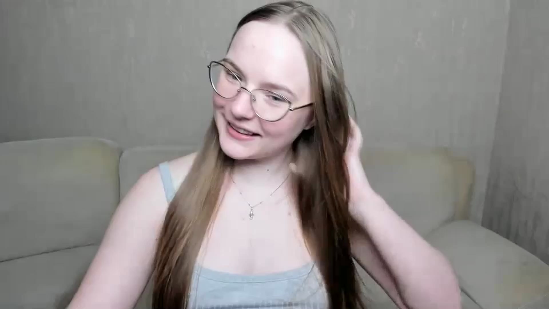 Gallery image thumbnail from Shy_Melany's myfreecams stream on, 12/14/2024, 18:10 image 17 of 20