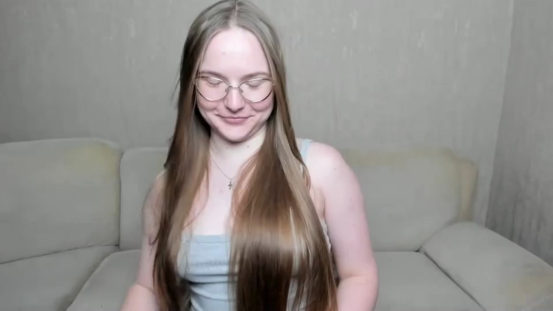 Gallery image thumbnail from Shy_Melany's myfreecams stream on, 12/14/2024, 18:10 image 10 of 20