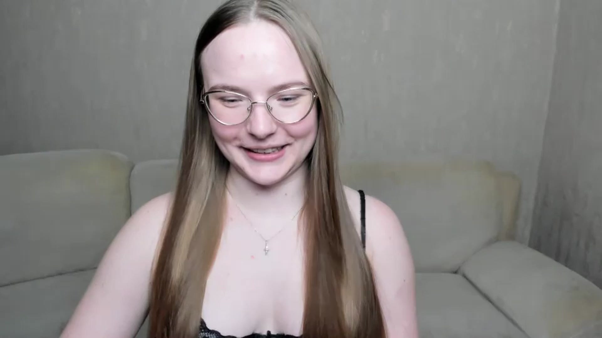 Gallery image thumbnail from Shy_Melany's myfreecams stream on, 12/14/2024, 18:42 image 10 of 20
