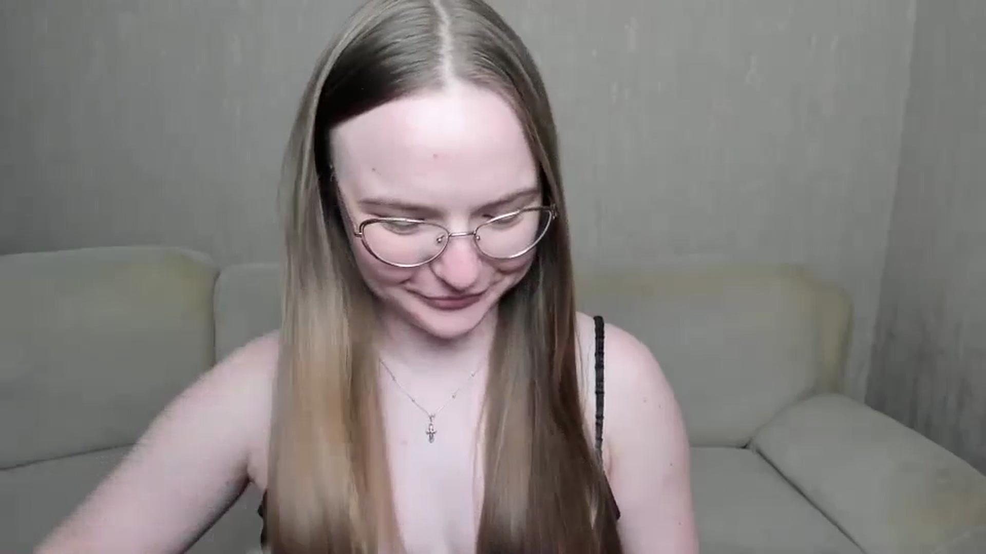 Gallery image thumbnail from Shy_Melany's myfreecams stream on, 12/14/2024, 18:42 image 19 of 20