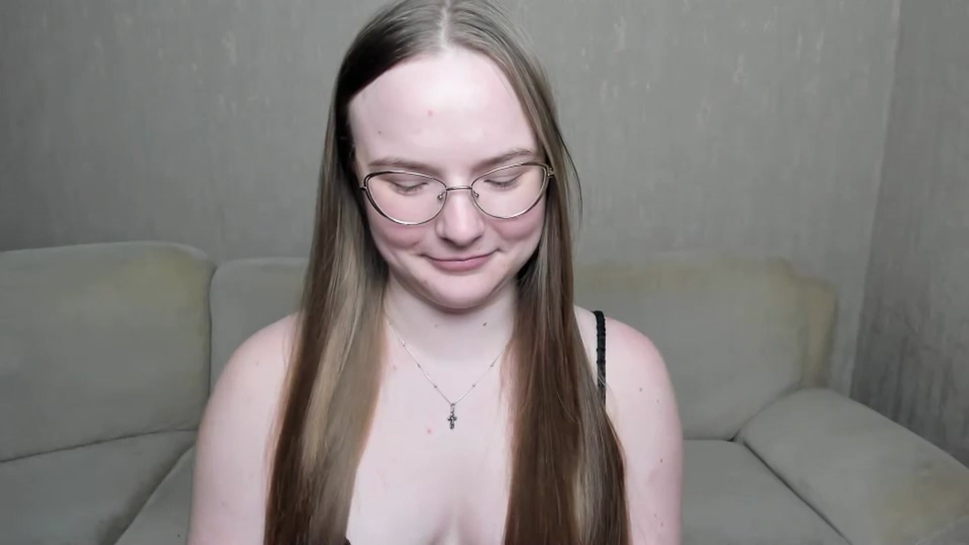 Gallery image thumbnail from Shy_Melany's myfreecams stream on, 12/14/2024, 18:42 image 11 of 20