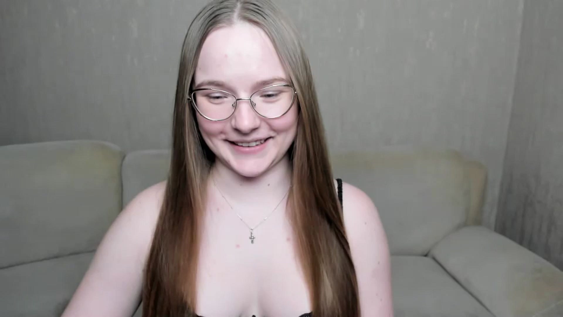 Gallery image thumbnail from Shy_Melany's myfreecams stream on, 12/14/2024, 18:42 image 7 of 20