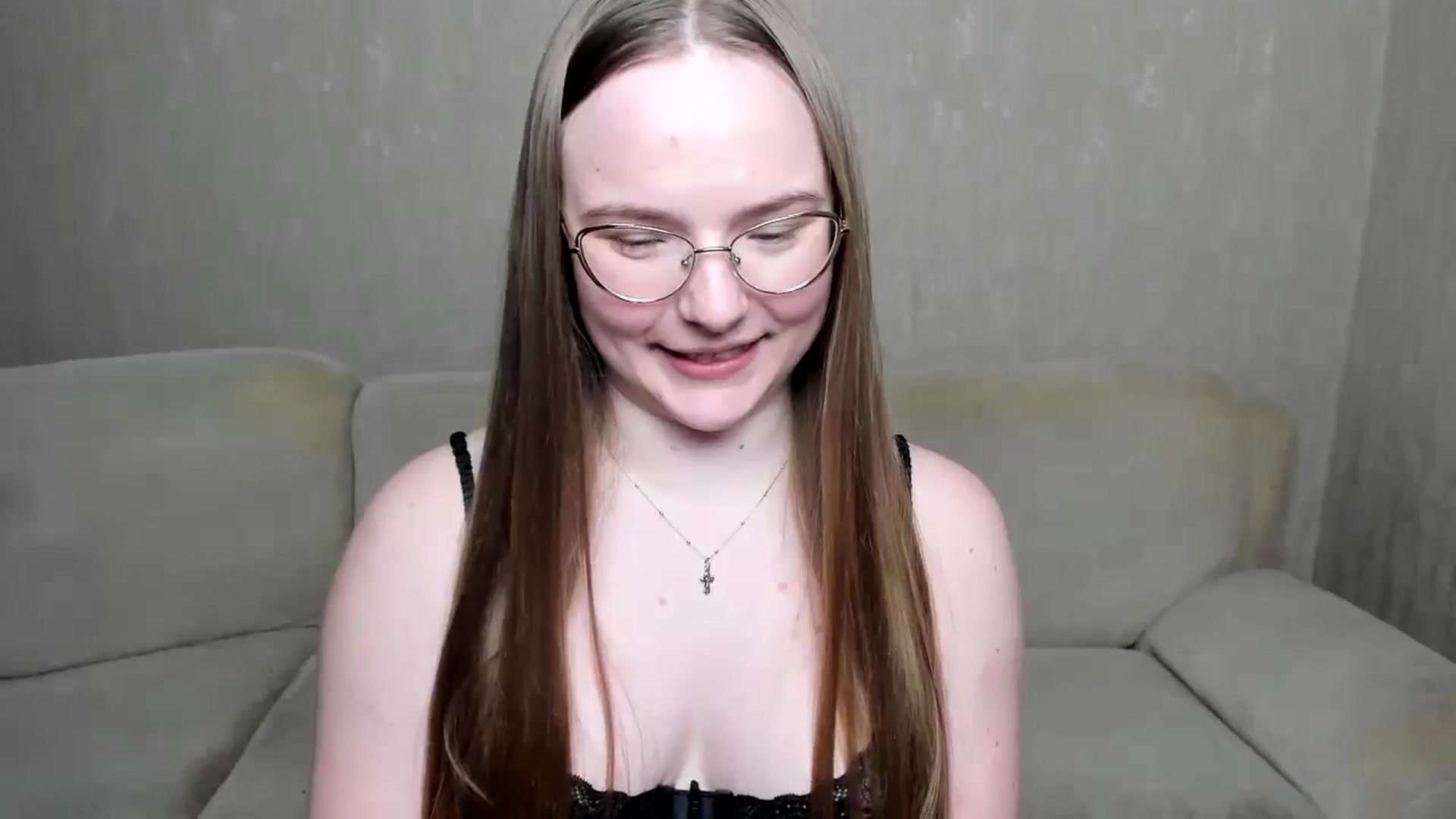 Gallery image thumbnail from Shy_Melany's myfreecams stream on, 12/14/2024, 20:17 image 18 of 20