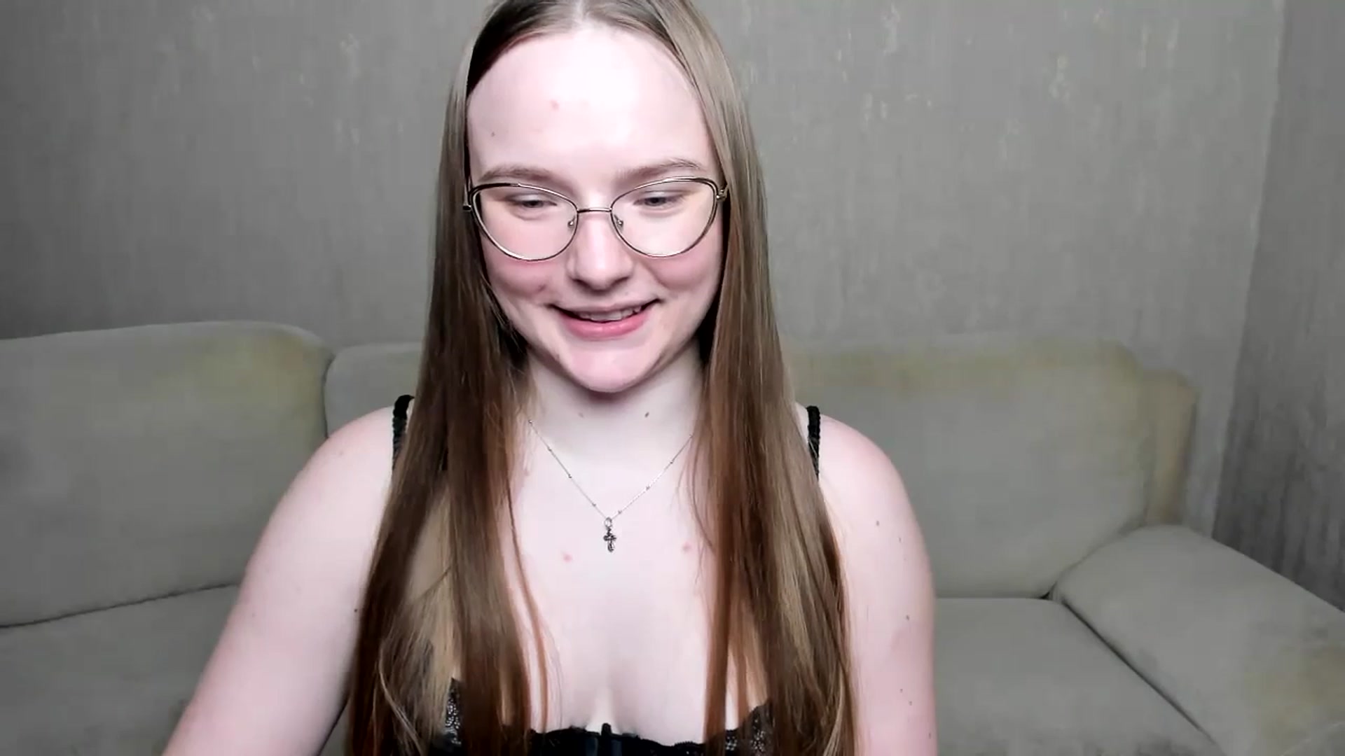 Gallery image thumbnail from Shy_Melany's myfreecams stream on, 12/14/2024, 20:17 image 19 of 20