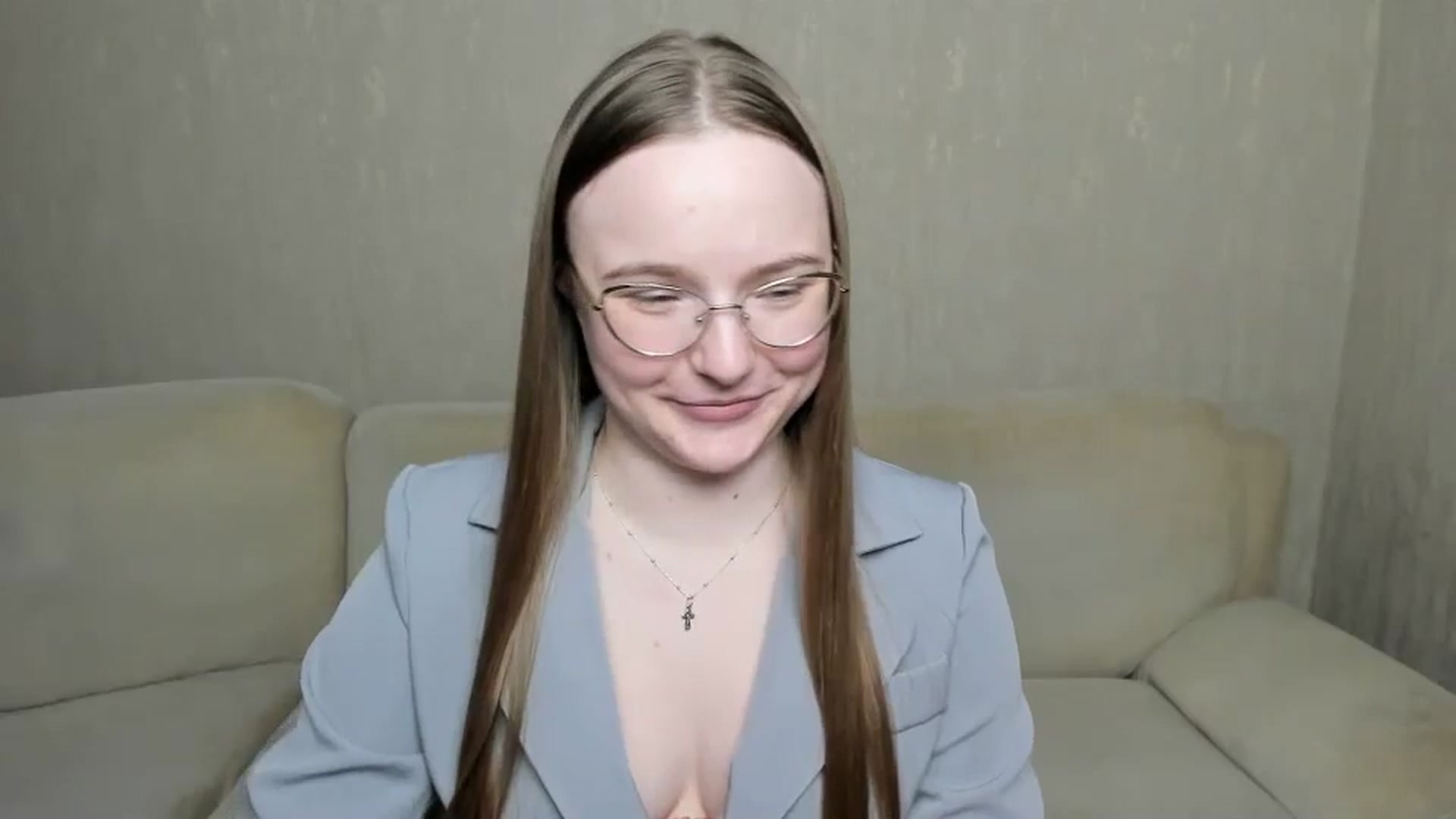 Gallery image thumbnail from Shy_Melany's myfreecams stream on, 12/15/2024, 17:29 image 13 of 20