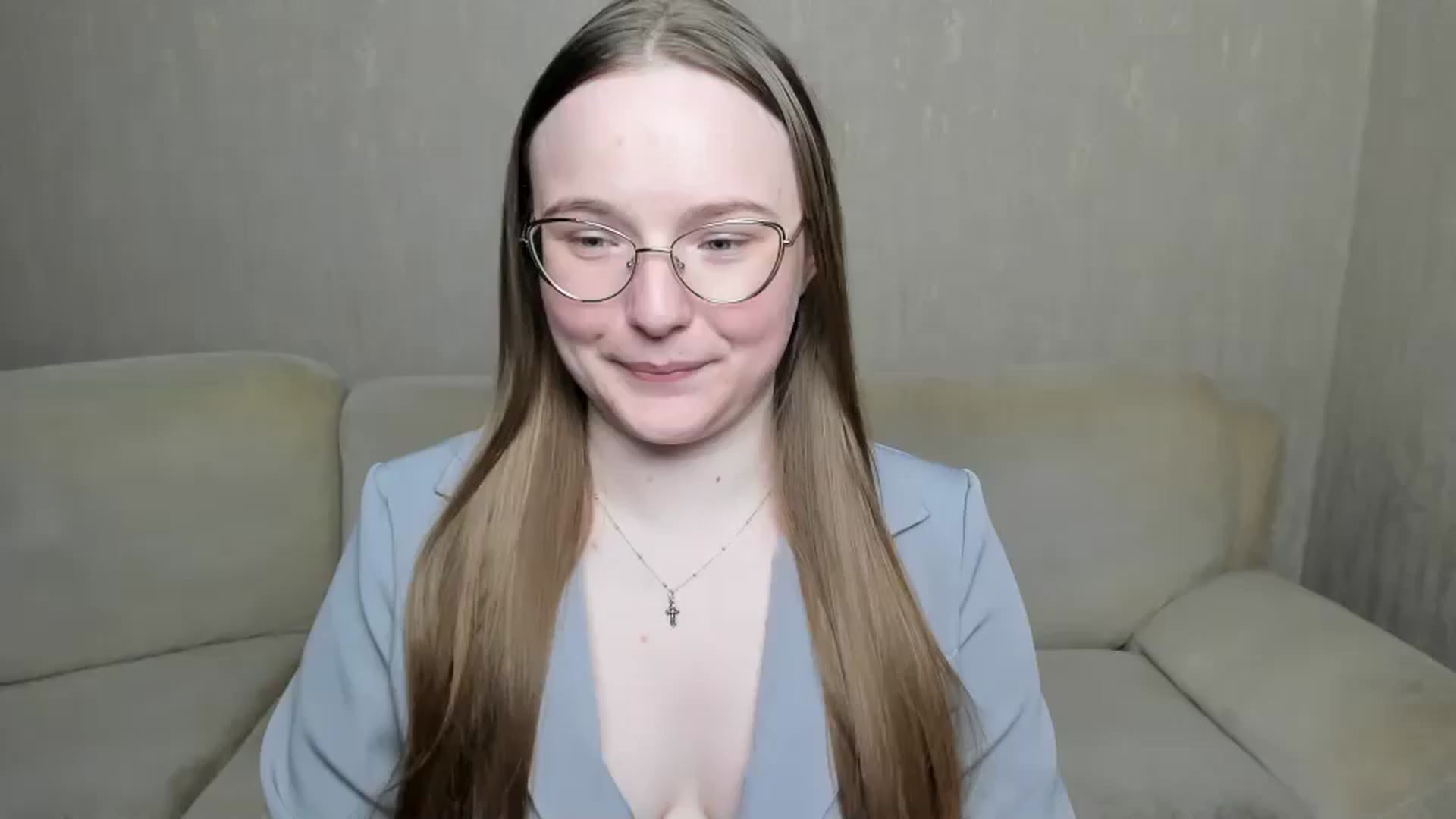 Gallery image thumbnail from Shy_Melany's myfreecams stream on, 12/15/2024, 19:09 image 3 of 20