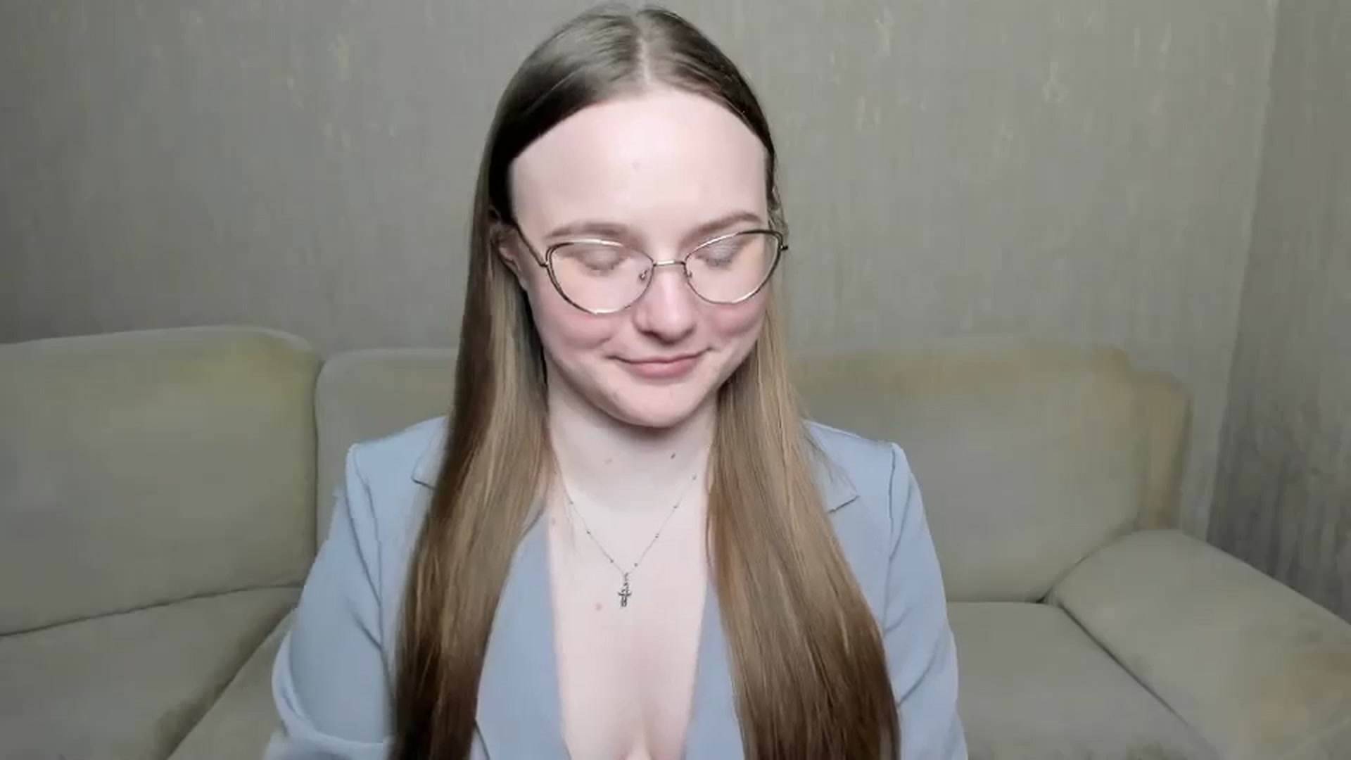Gallery image thumbnail from Shy_Melany's myfreecams stream on, 12/15/2024, 19:09 image 12 of 20
