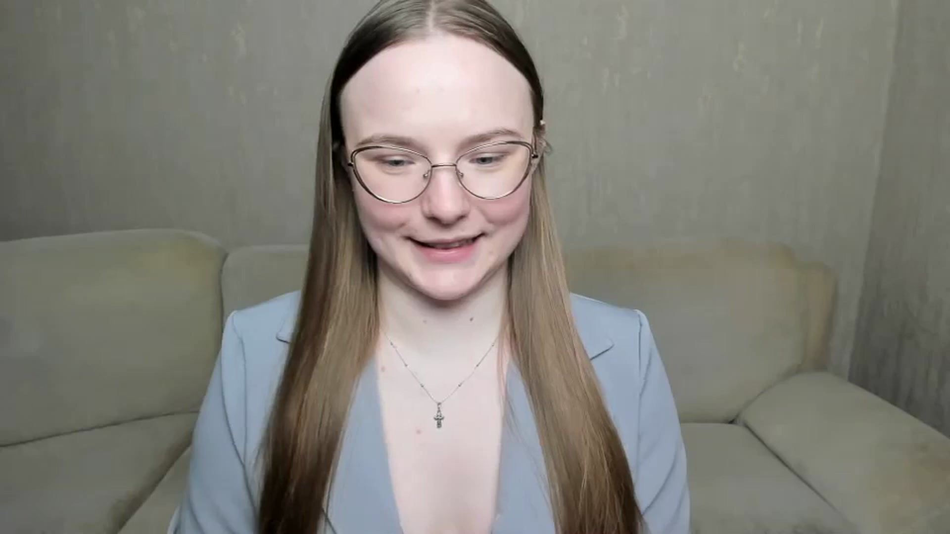 Gallery image thumbnail from Shy_Melany's myfreecams stream on, 12/15/2024, 19:09 image 18 of 20