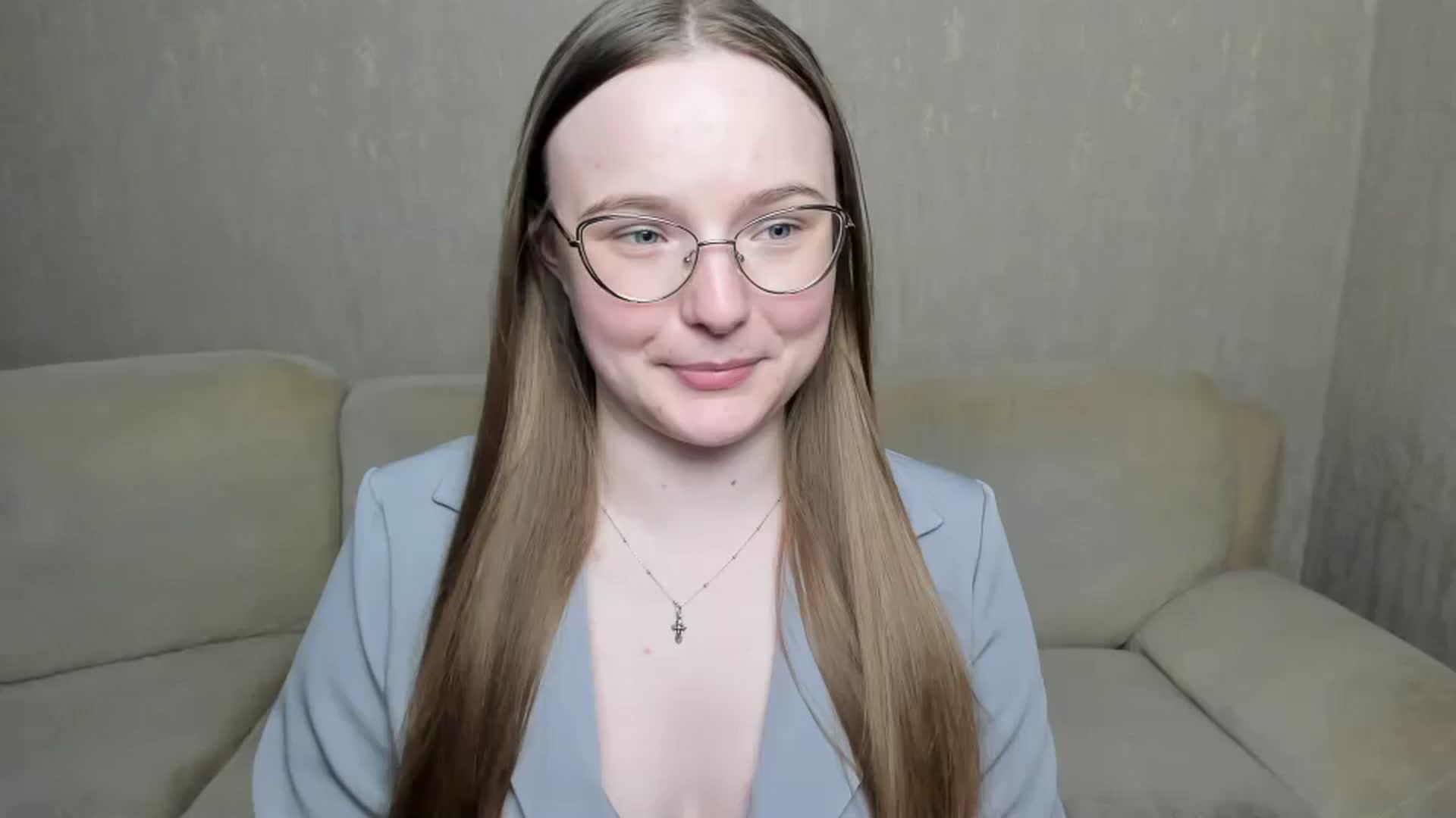 Gallery image thumbnail from Shy_Melany's myfreecams stream on, 12/15/2024, 19:09 image 1 of 20