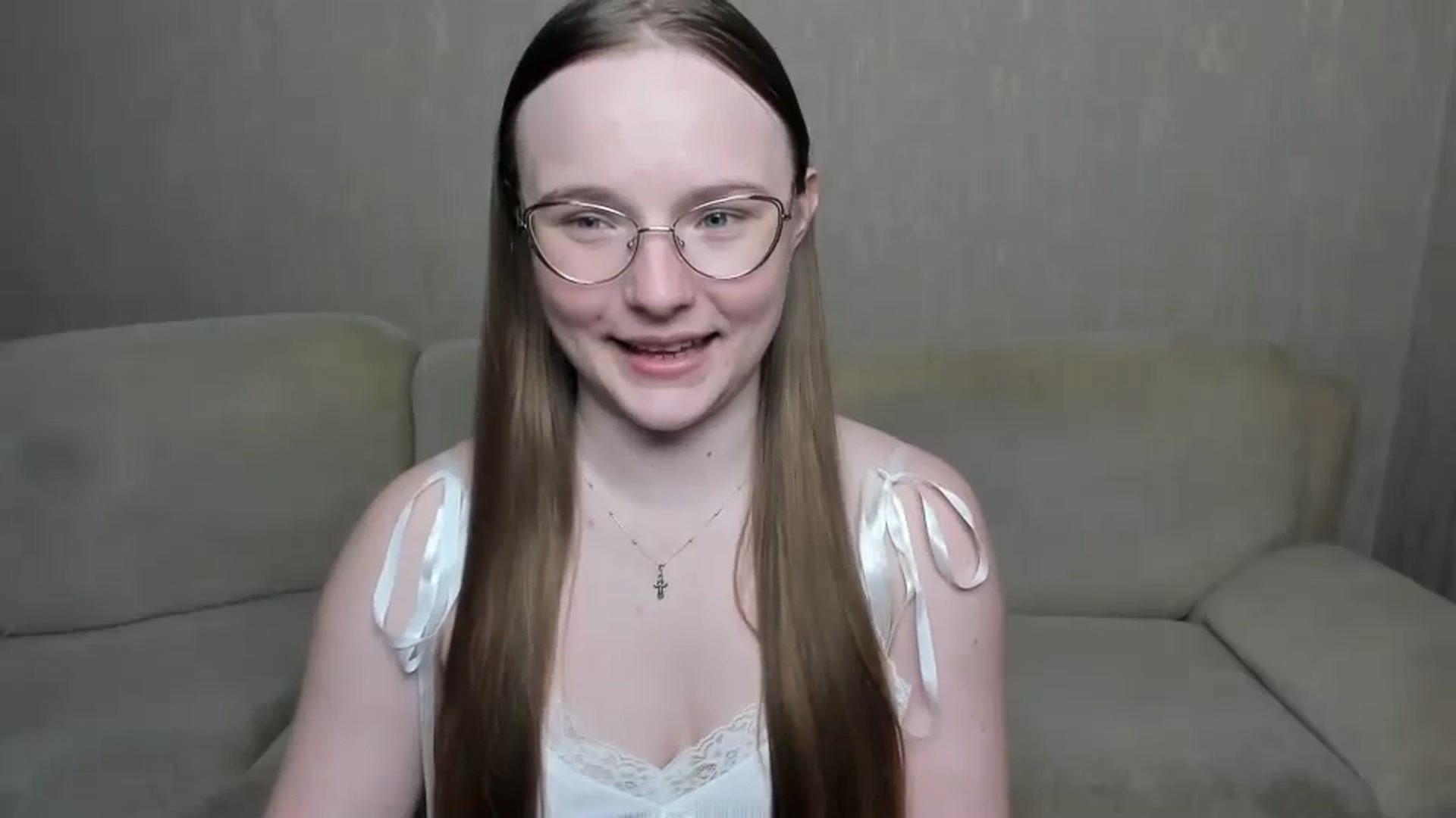 Gallery image thumbnail from Shy_Melany's myfreecams stream on, 12/22/2024, 20:21 image 15 of 20