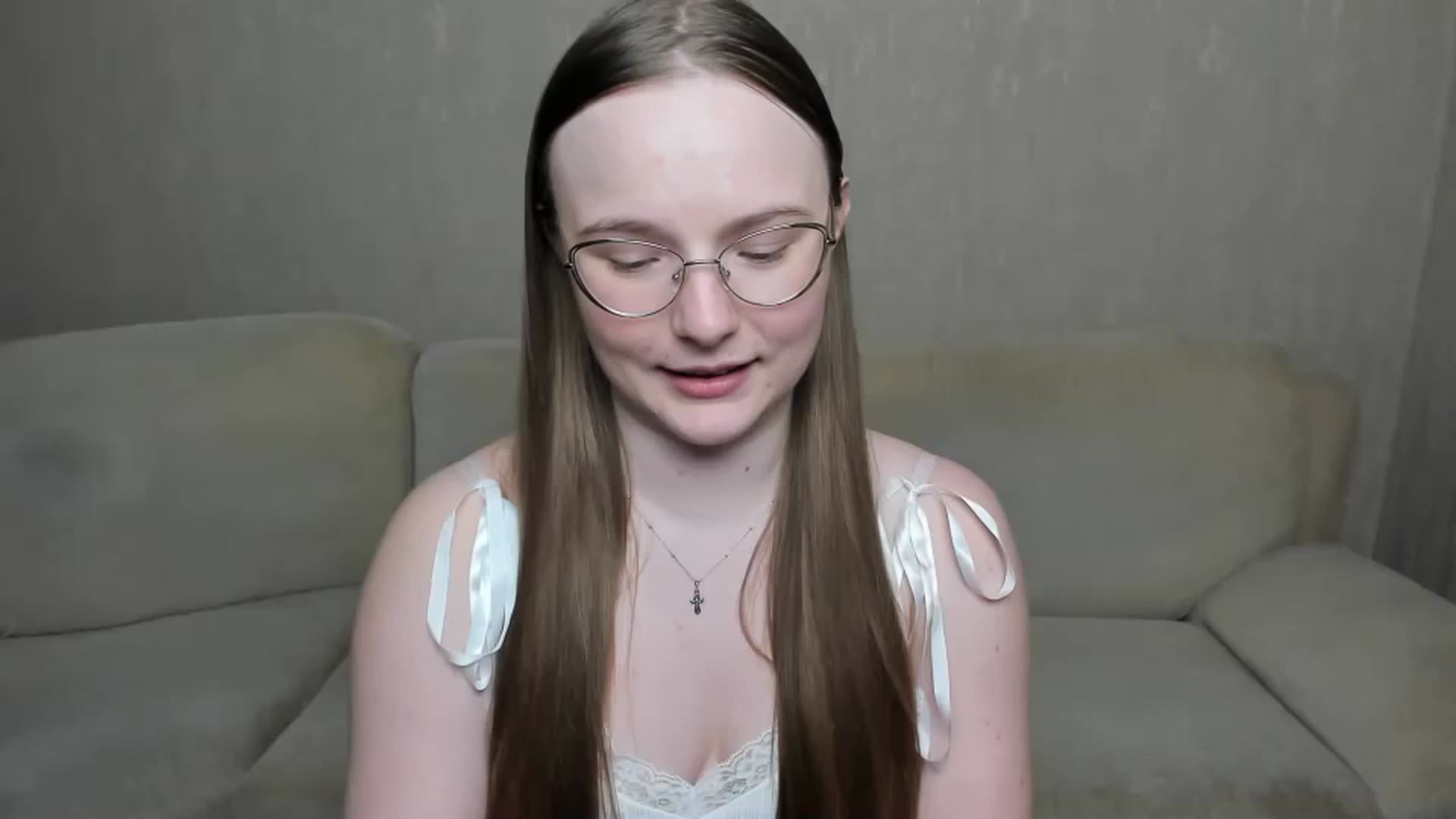 Gallery image thumbnail from Shy_Melany's myfreecams stream on, 12/22/2024, 20:21 image 19 of 20