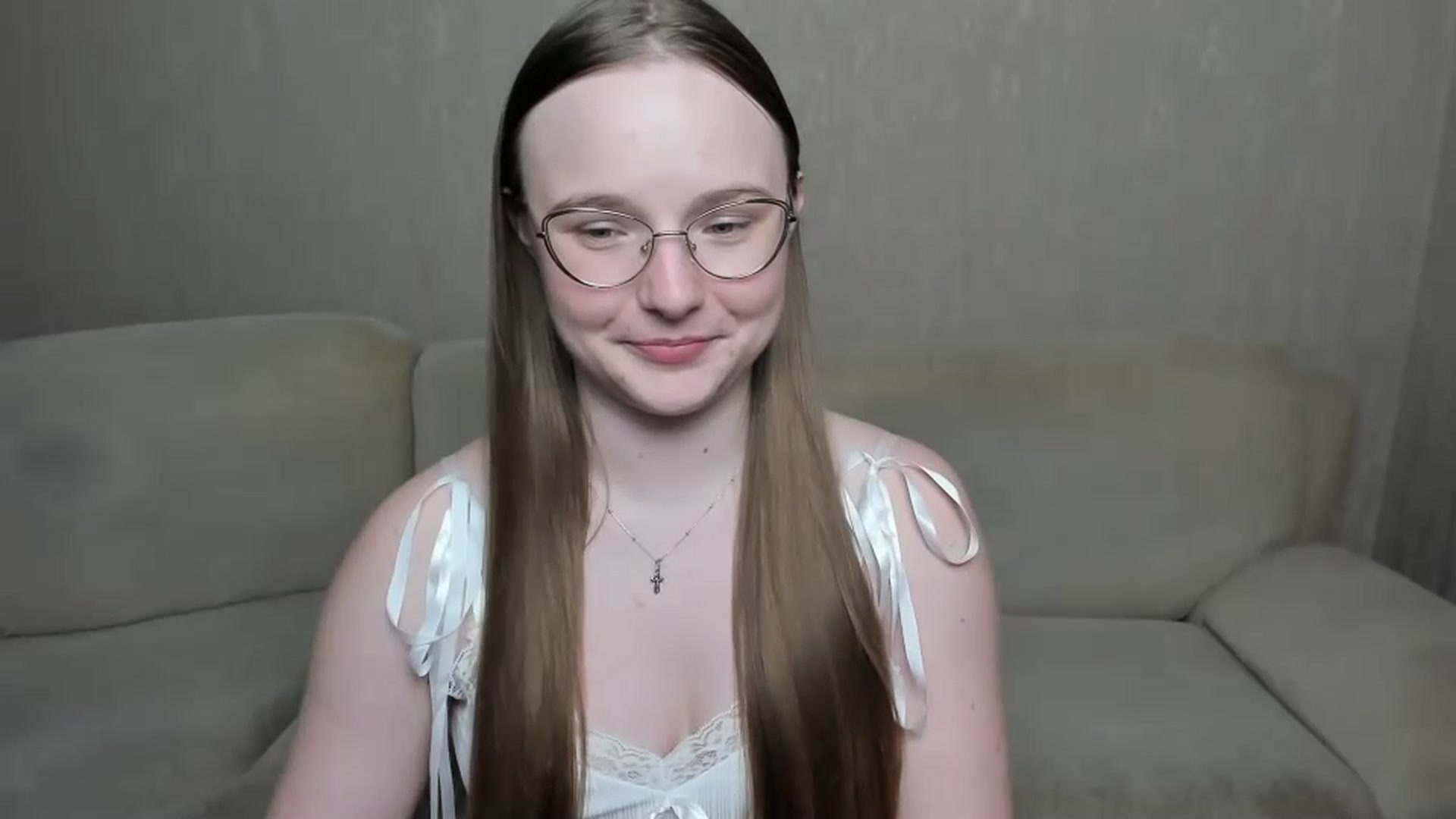 Gallery image thumbnail from Shy_Melany's myfreecams stream on, 12/22/2024, 20:21 image 9 of 20