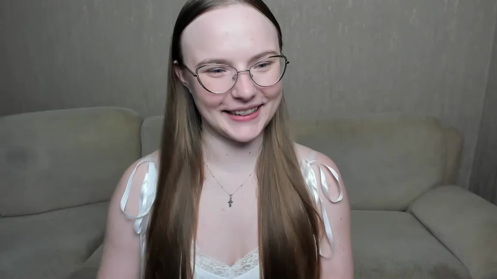 Gallery image thumbnail from Shy_Melany's myfreecams stream on, 12/22/2024, 20:21 image 1 of 20