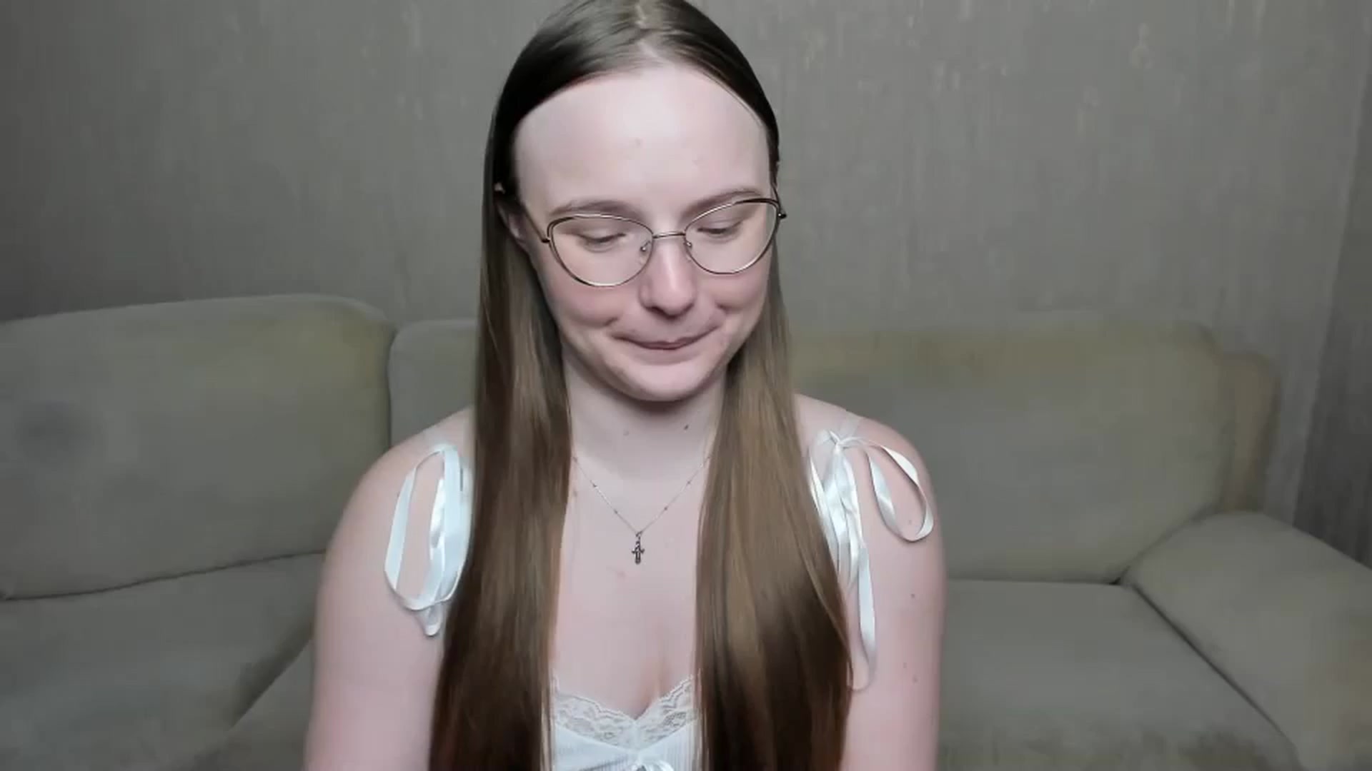 Gallery image thumbnail from Shy_Melany's myfreecams stream on, 12/22/2024, 20:21 image 12 of 20