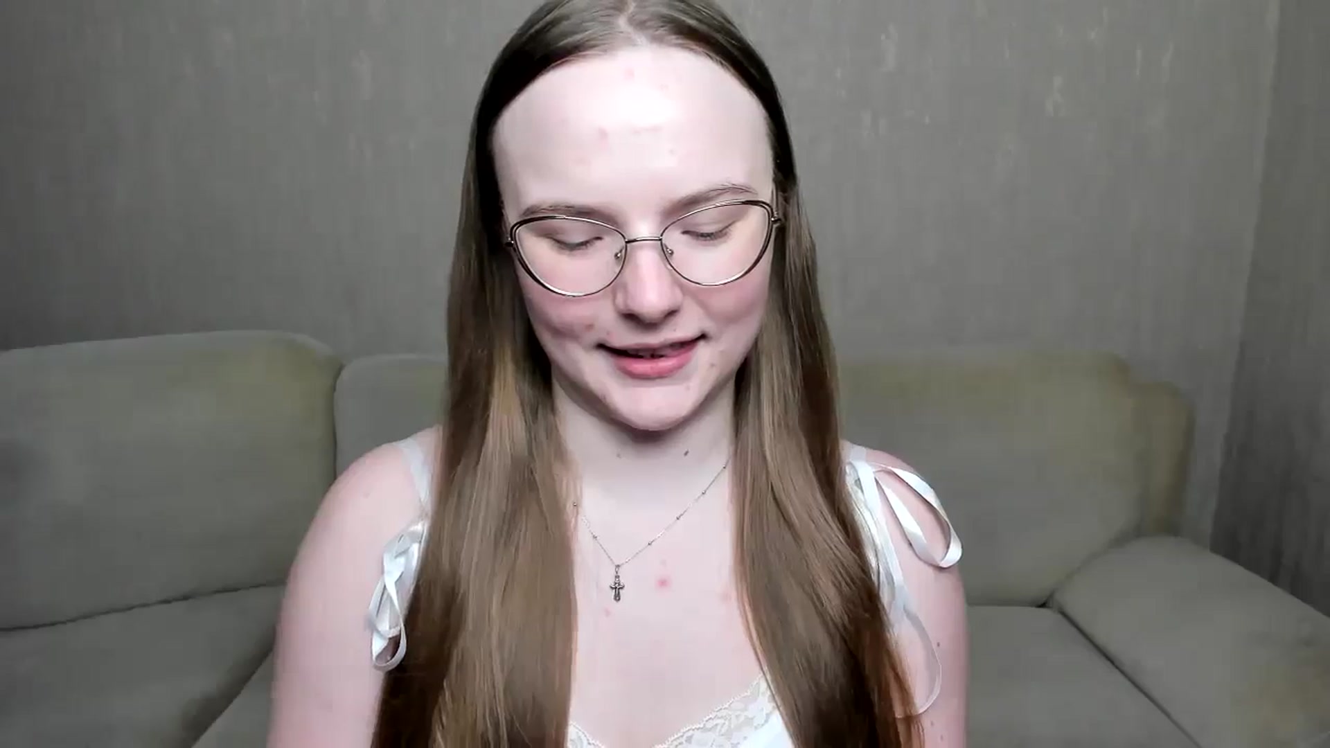 Gallery image thumbnail from Shy_Melany's myfreecams stream on, 12/24/2024, 21:10 image 6 of 20