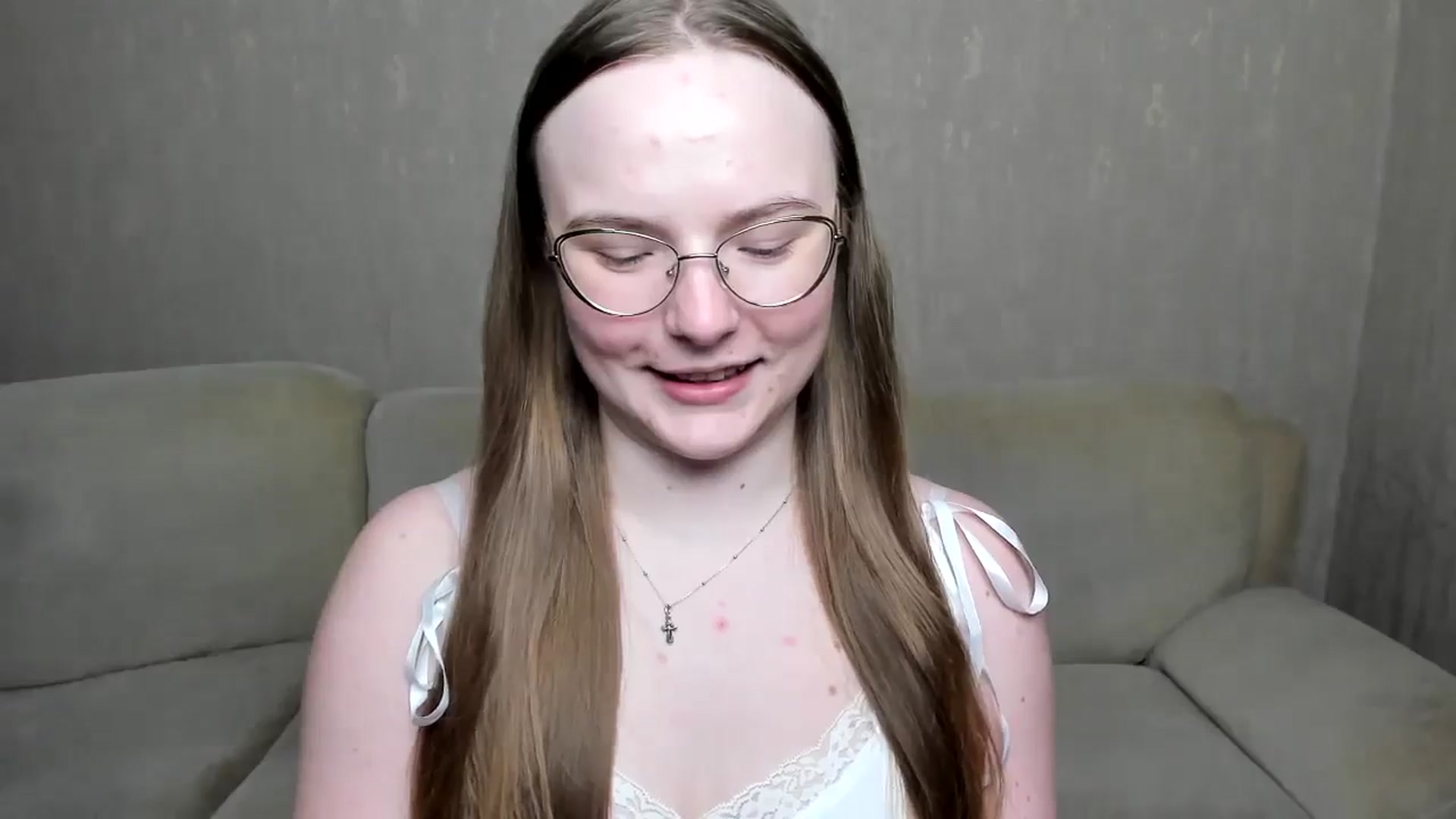 Gallery image thumbnail from Shy_Melany's myfreecams stream on, 12/24/2024, 21:10 image 4 of 20