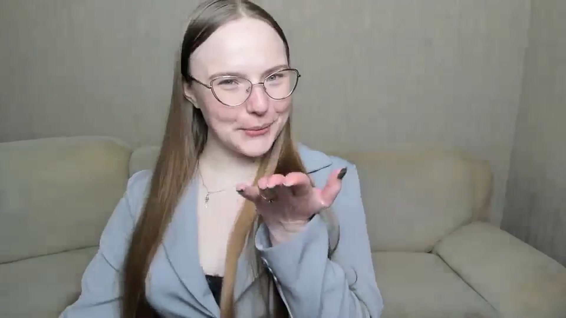 Gallery image thumbnail from Shy_Melany's myfreecams stream on, 12/26/2024, 19:50 image 15 of 20