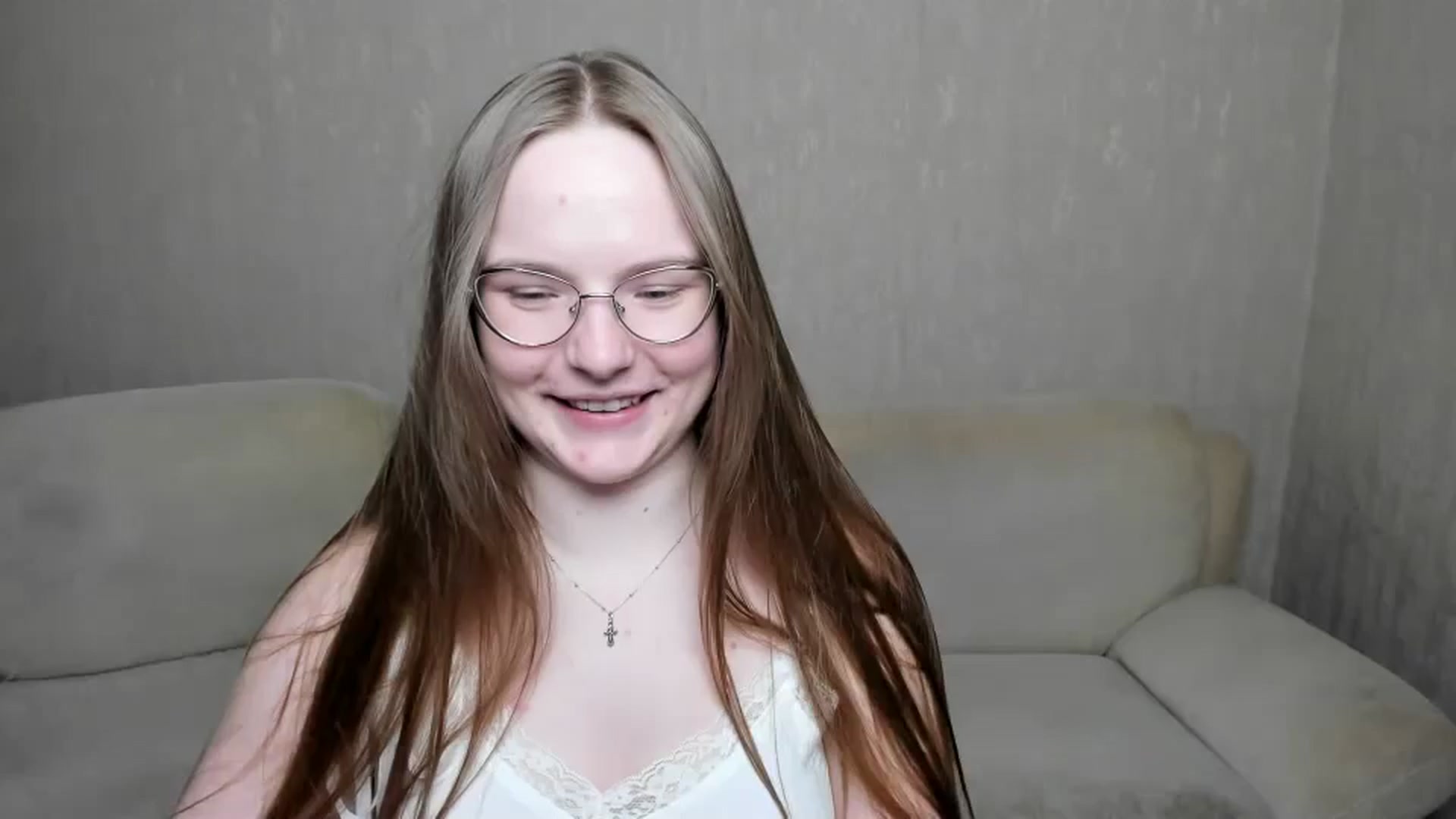 Gallery image thumbnail from Shy_Melany's myfreecams stream on, 12/30/2024, 21:25 image 18 of 20