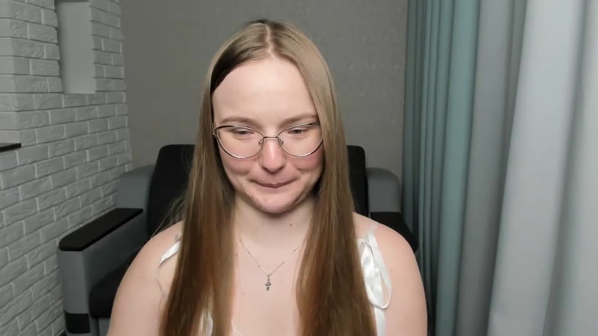 Gallery image thumbnail from Shy_Melany's myfreecams stream on, 01/09/2025, 15:02 image 8 of 20