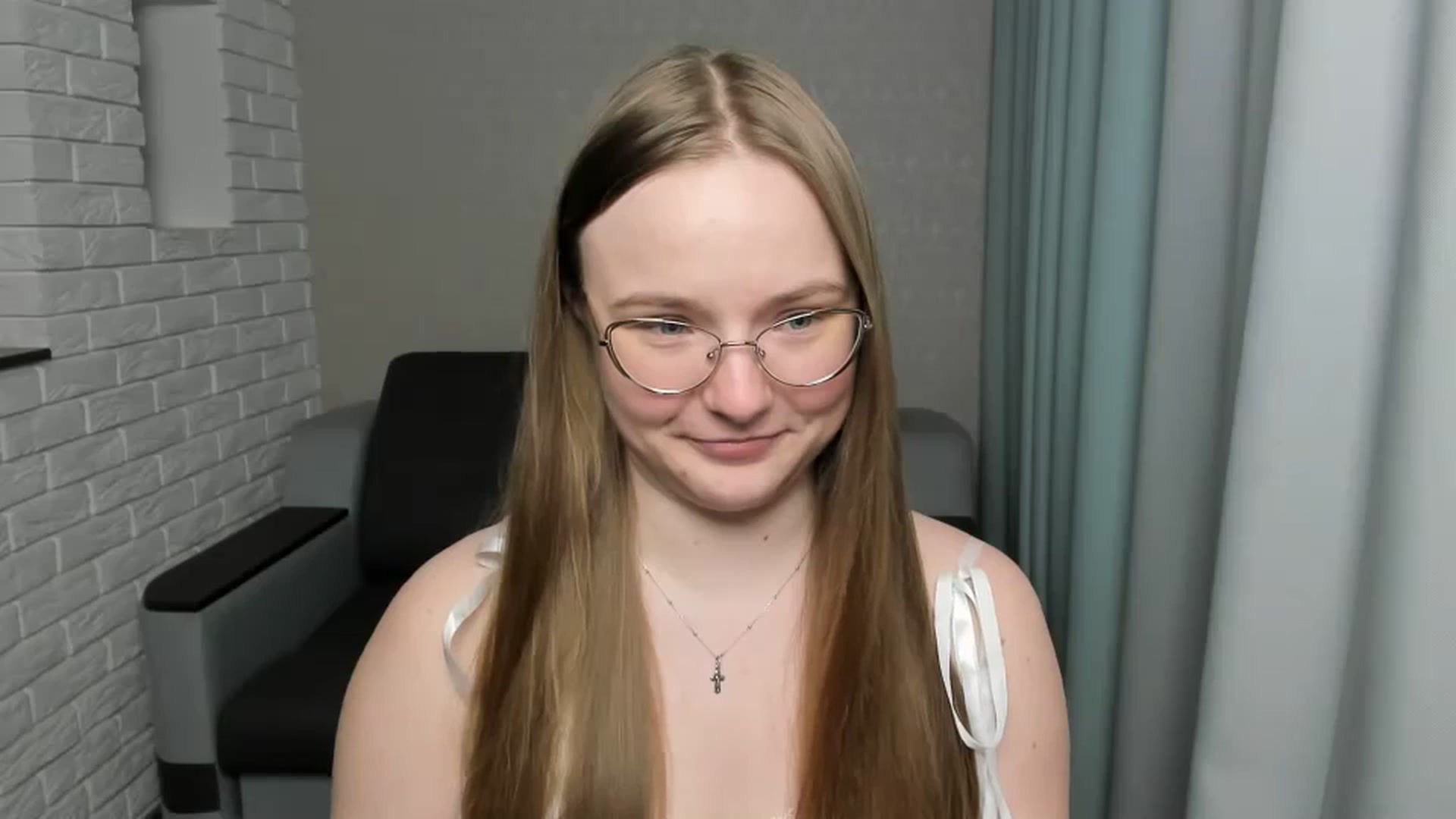 Gallery image thumbnail from Shy_Melany's myfreecams stream on, 01/09/2025, 15:02 image 13 of 20