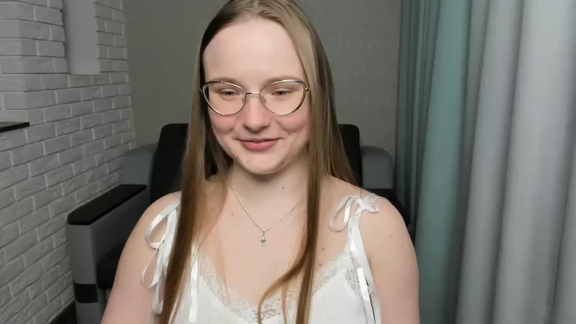 Gallery image thumbnail from Shy_Melany's myfreecams stream on, 01/09/2025, 21:56 image 20 of 20