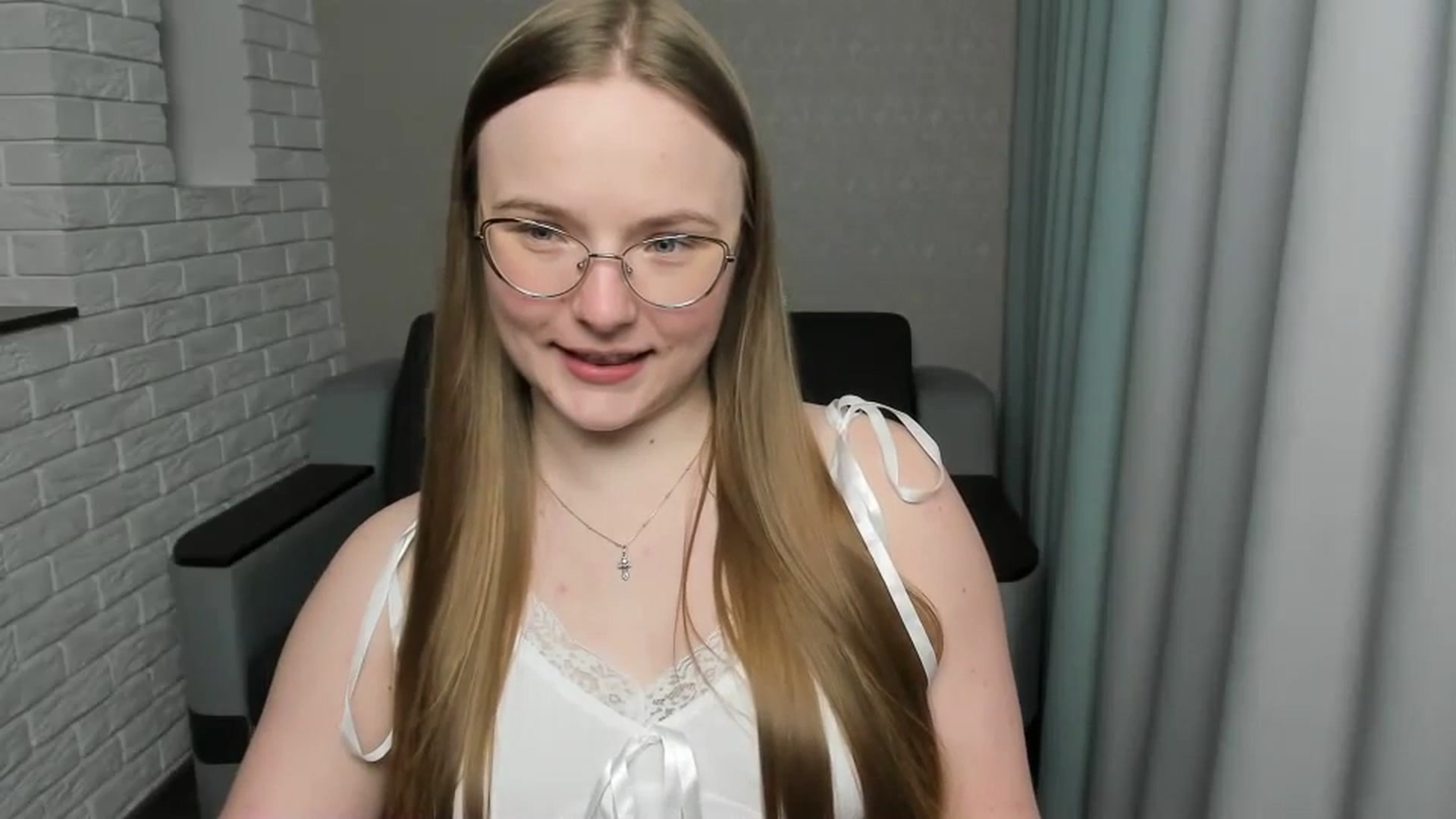 Gallery image thumbnail from Shy_Melany's myfreecams stream on, 01/11/2025, 19:48 image 3 of 20
