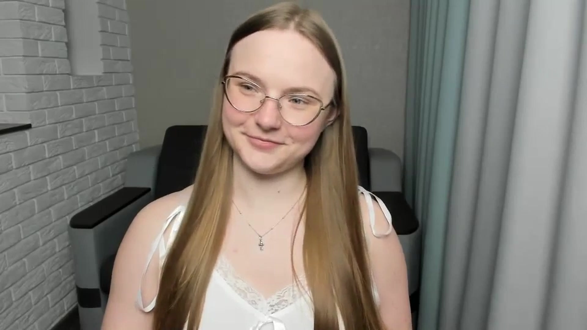 Gallery image thumbnail from Shy_Melany's myfreecams stream on, 01/11/2025, 19:48 image 2 of 20