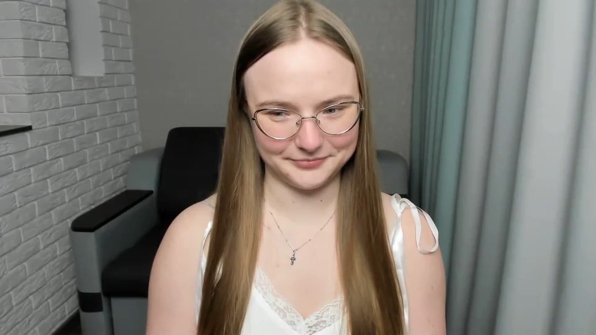 Gallery image thumbnail from Shy_Melany's myfreecams stream on, 01/11/2025, 19:48 image 12 of 20