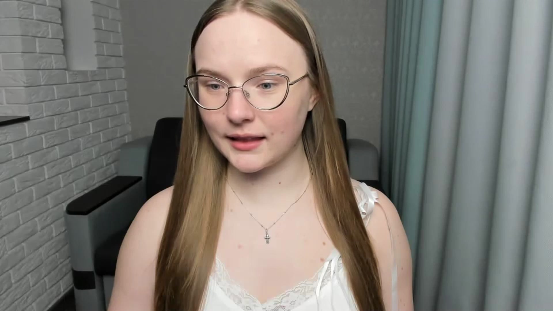 Gallery image thumbnail from Shy_Melany's myfreecams stream on, 01/11/2025, 22:34 image 6 of 20