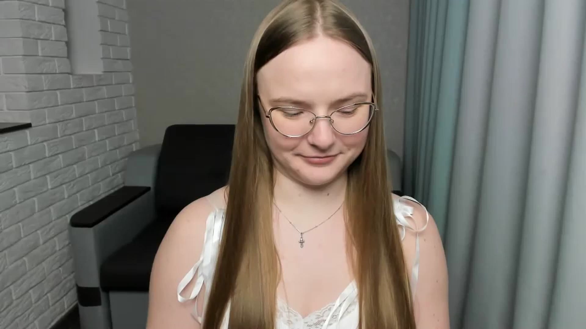 Gallery image thumbnail from Shy_Melany's myfreecams stream on, 01/11/2025, 22:34 image 13 of 20