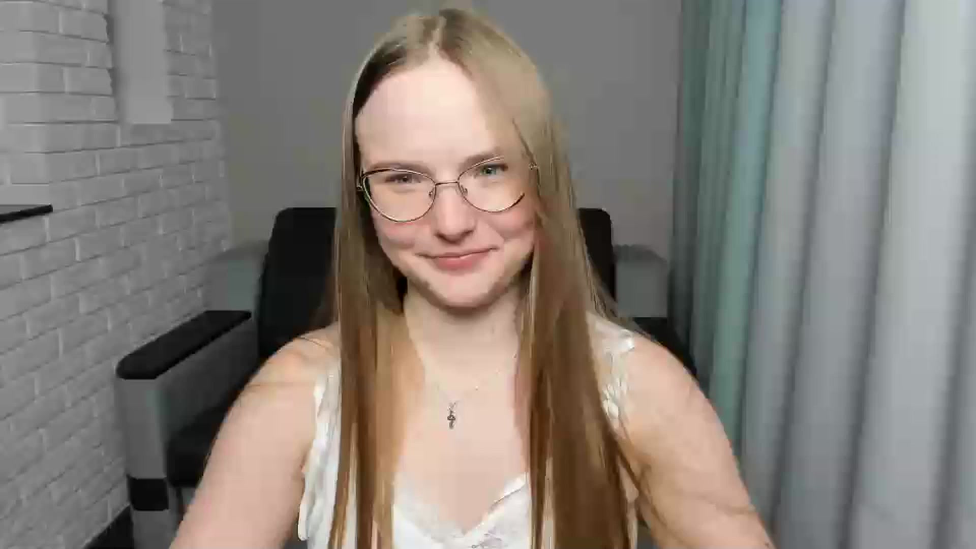 Gallery image thumbnail from Shy_Melany's myfreecams stream on, 01/11/2025, 23:48 image 5 of 20