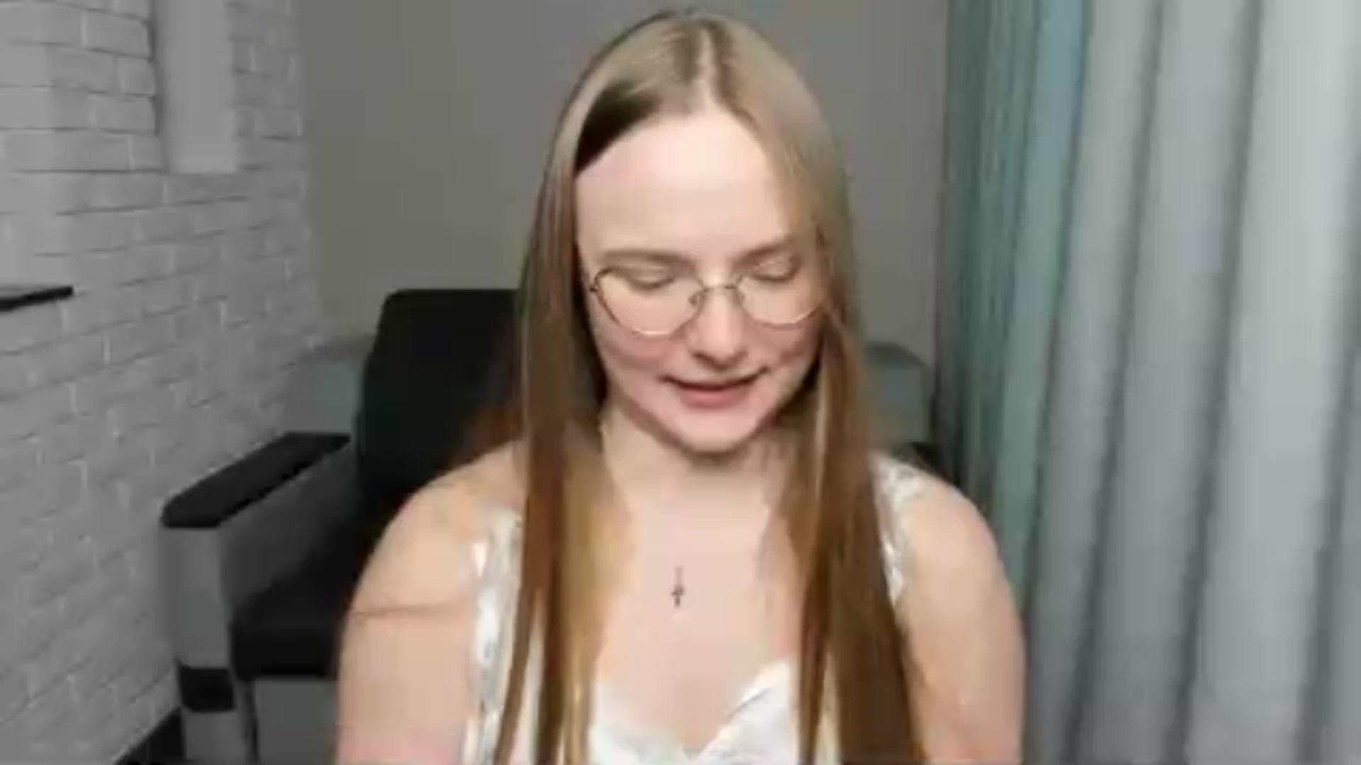 Gallery image thumbnail from Shy_Melany's myfreecams stream on, 01/11/2025, 23:48 image 7 of 20